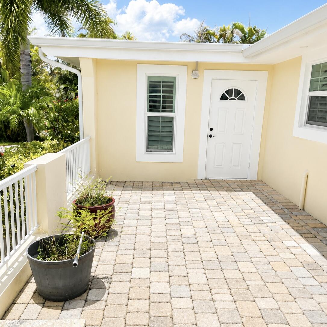 NORTH RIVER SHORES - Residential