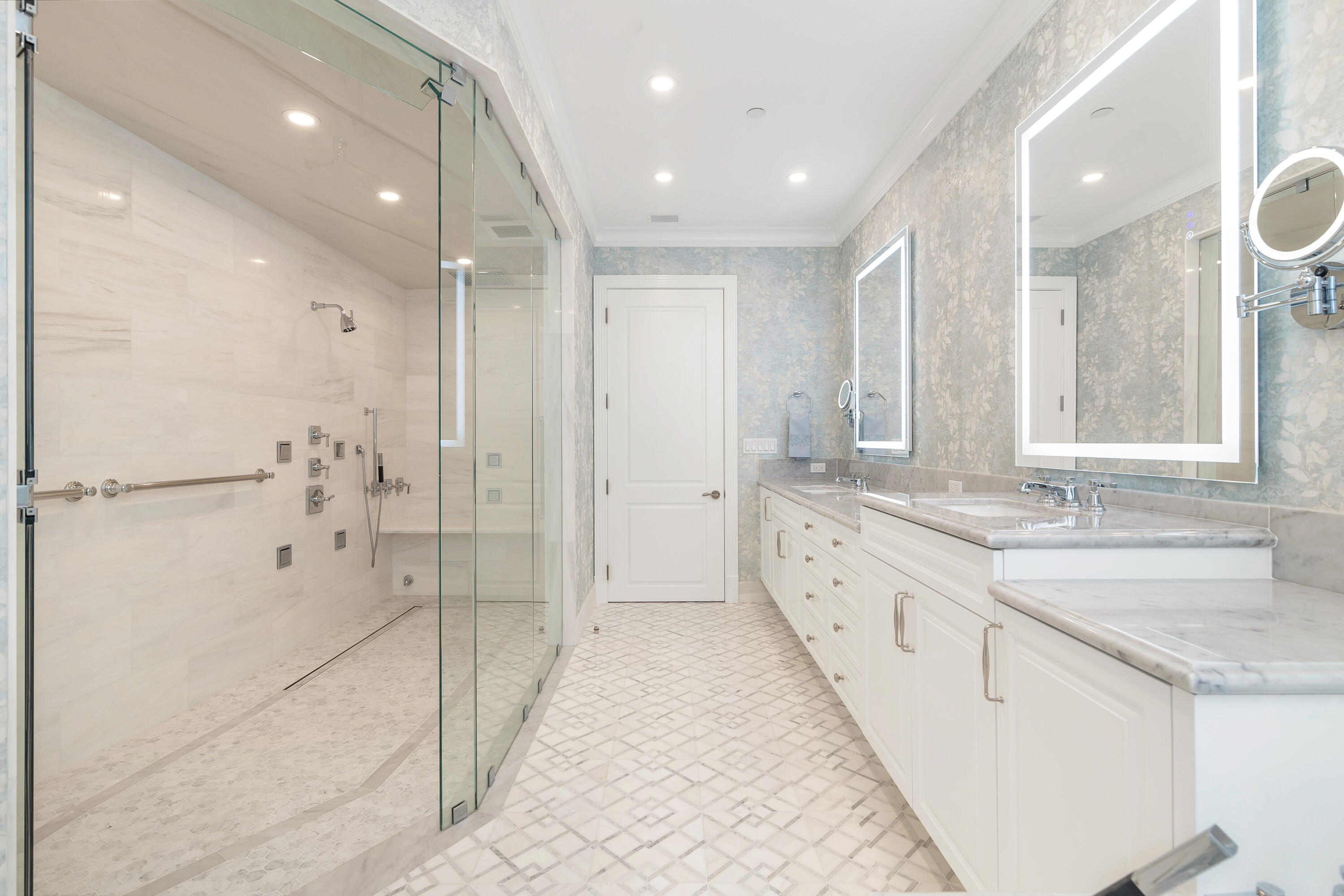 BELLARIA CONDOMINIUM - Residential