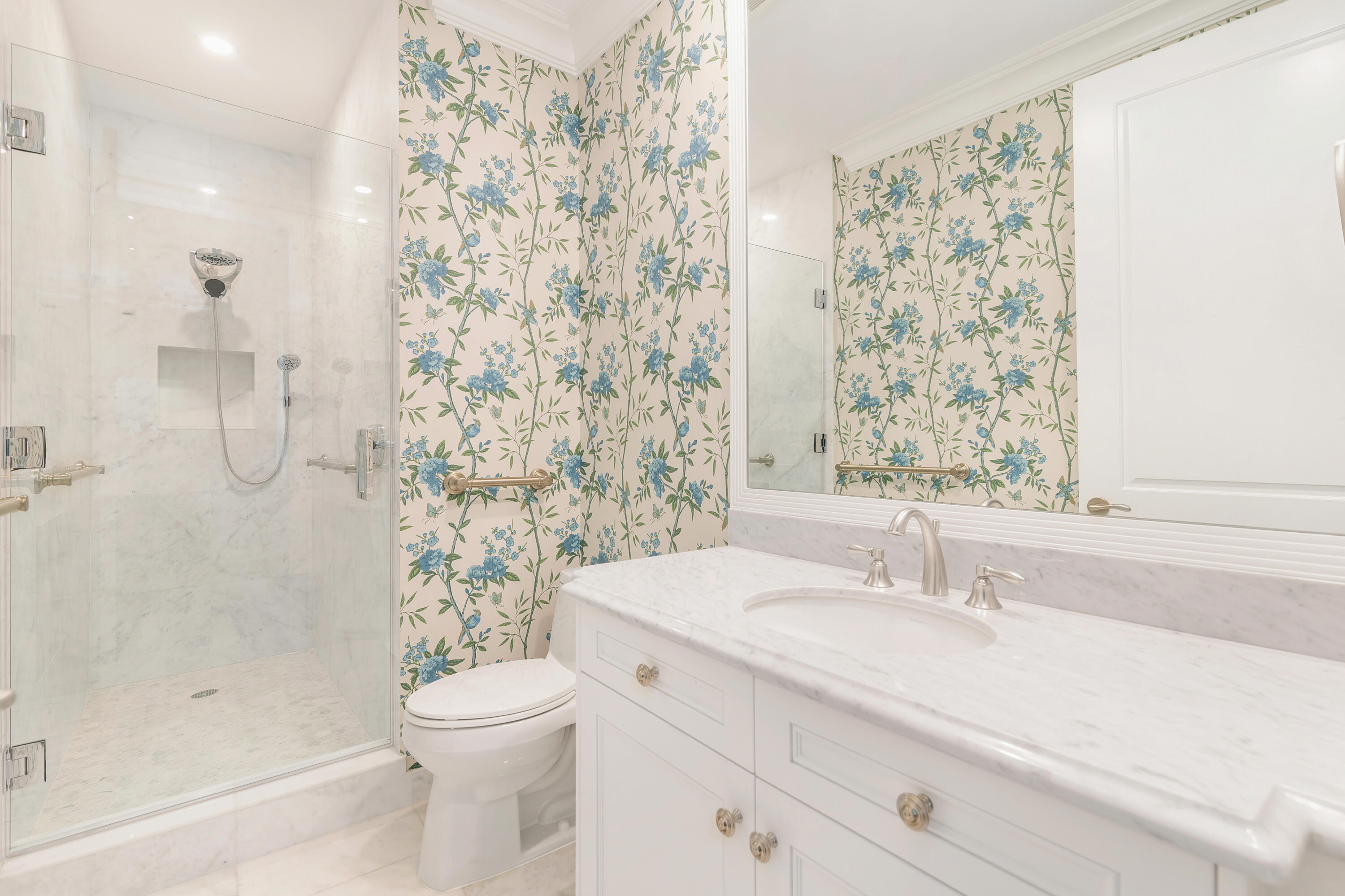BELLARIA CONDOMINIUM - Residential