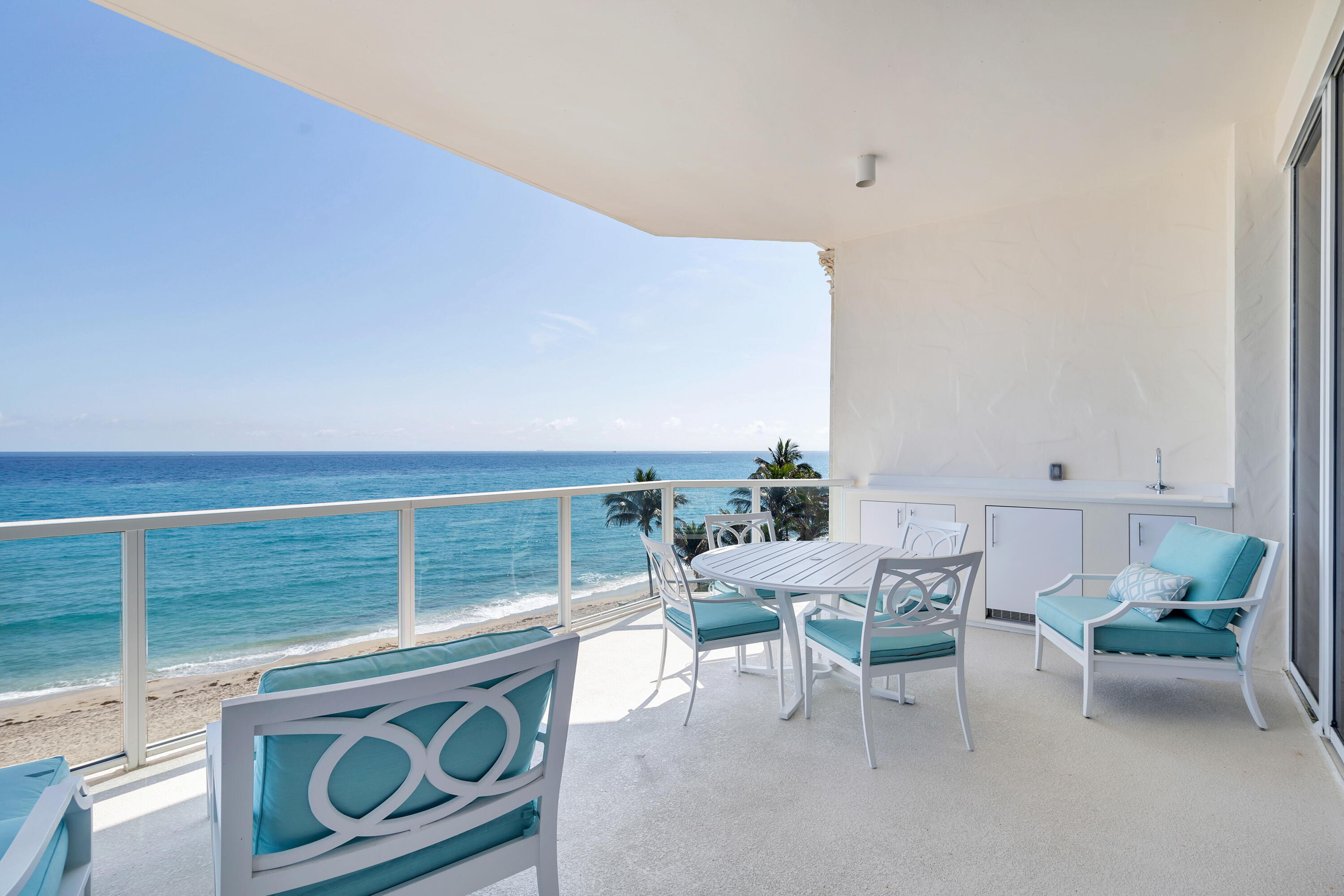 BELLARIA CONDOMINIUM - Residential