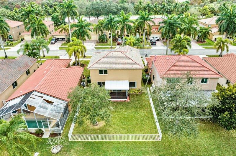 Banyan Trails - Residential