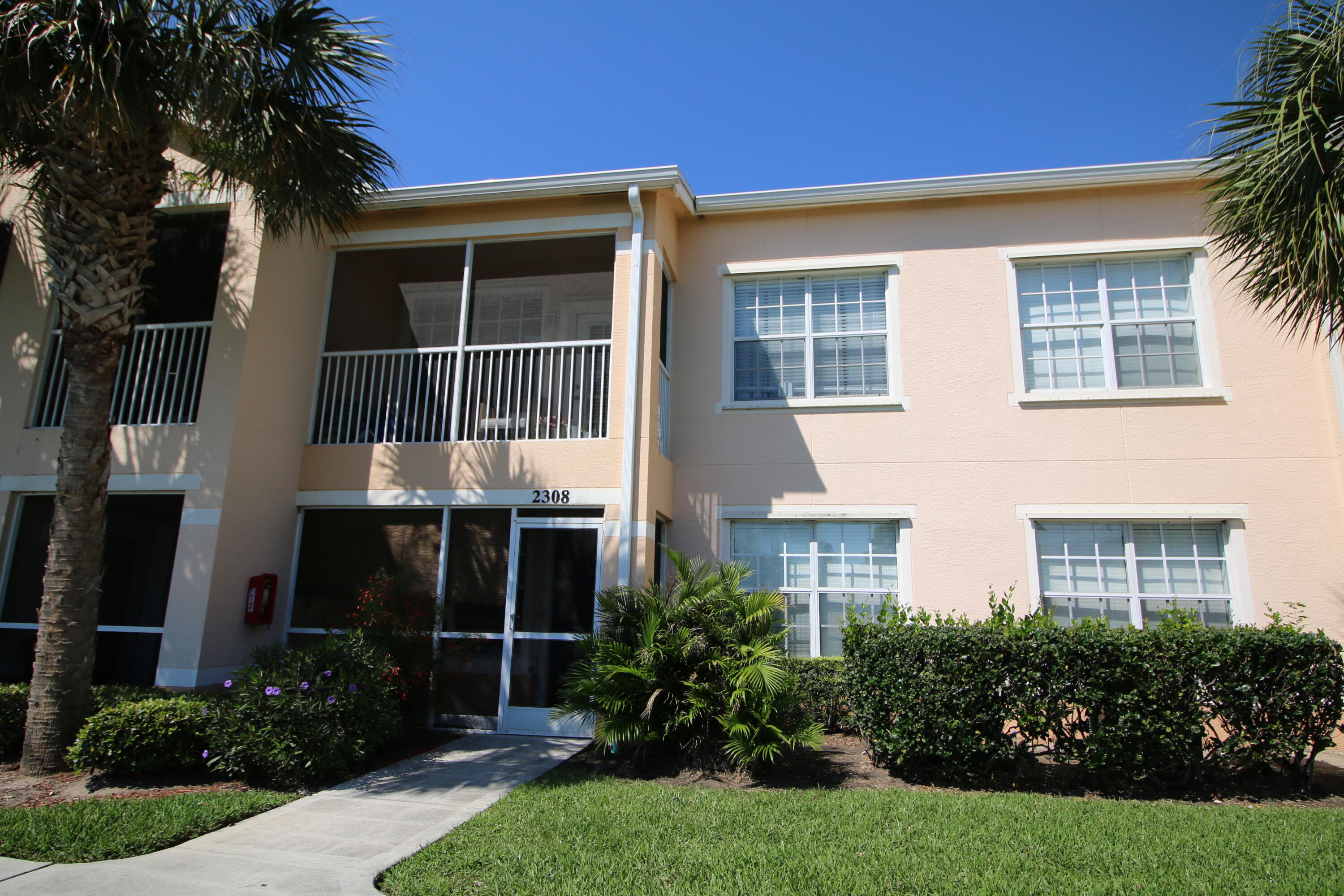 PALM ESTATES AT VERO BEACH CONDO - Residential