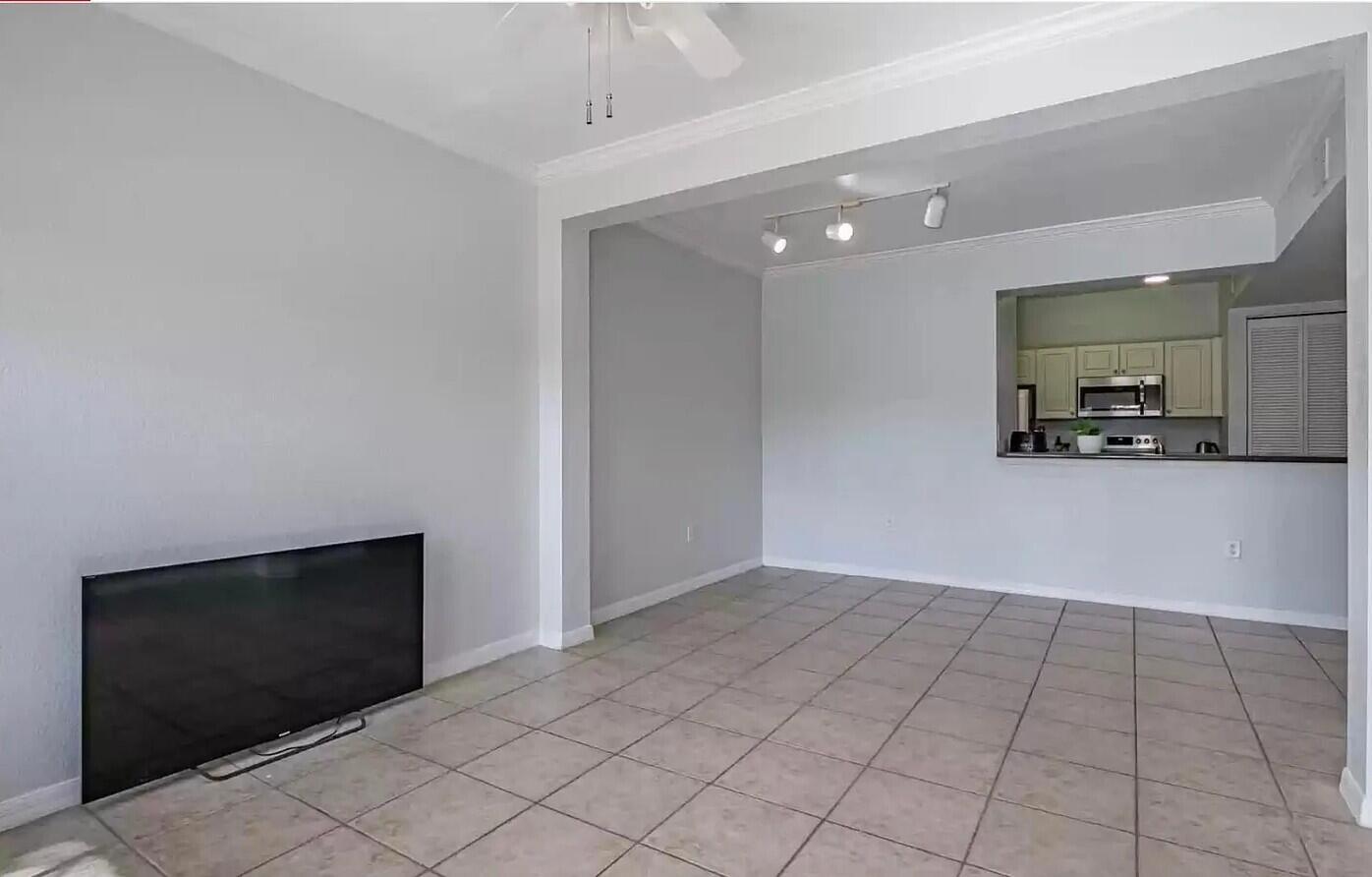 PALM ESTATES AT VERO BEACH CONDO - Residential