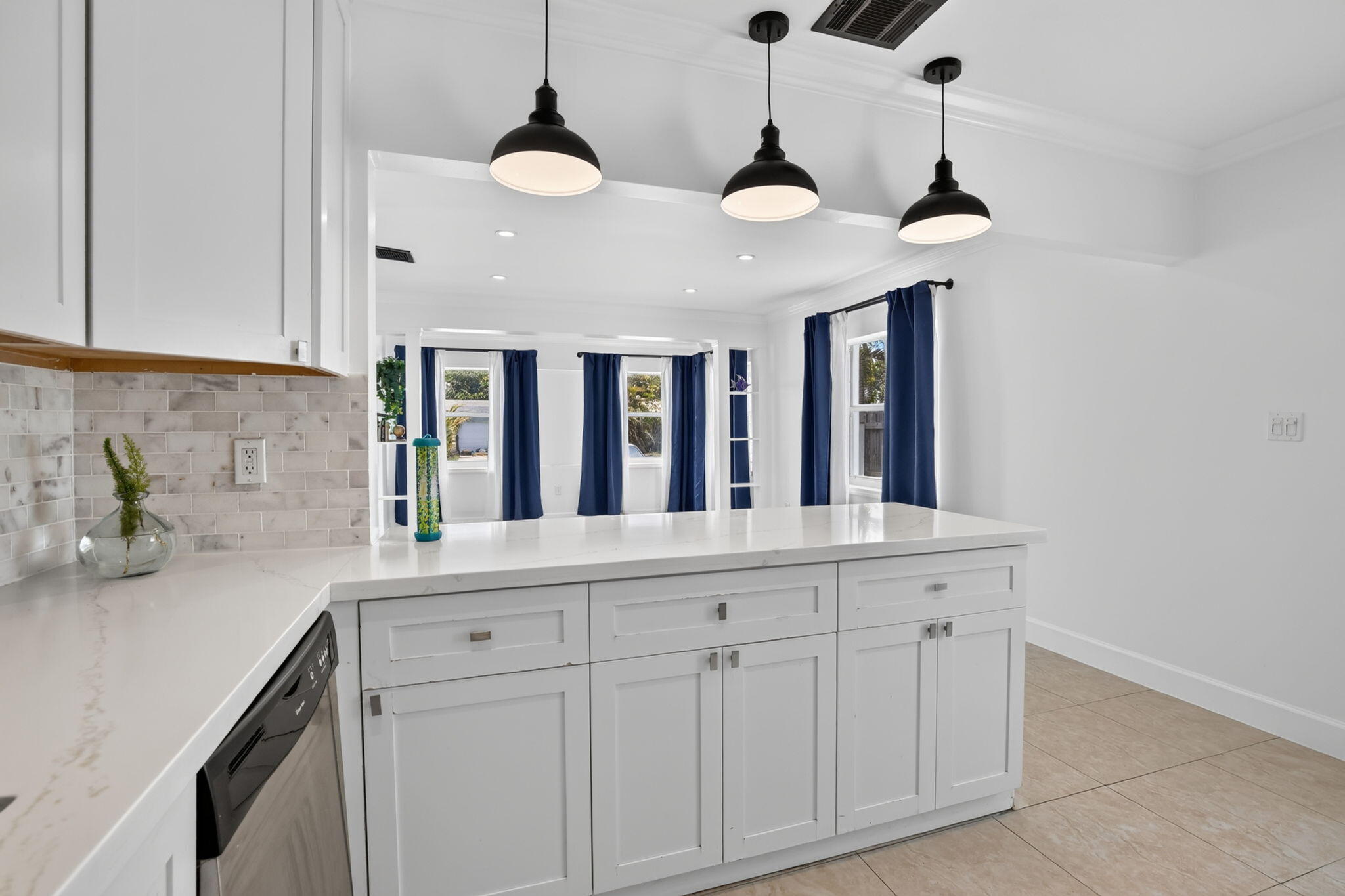 HOLLYWOOD PARK - Residential