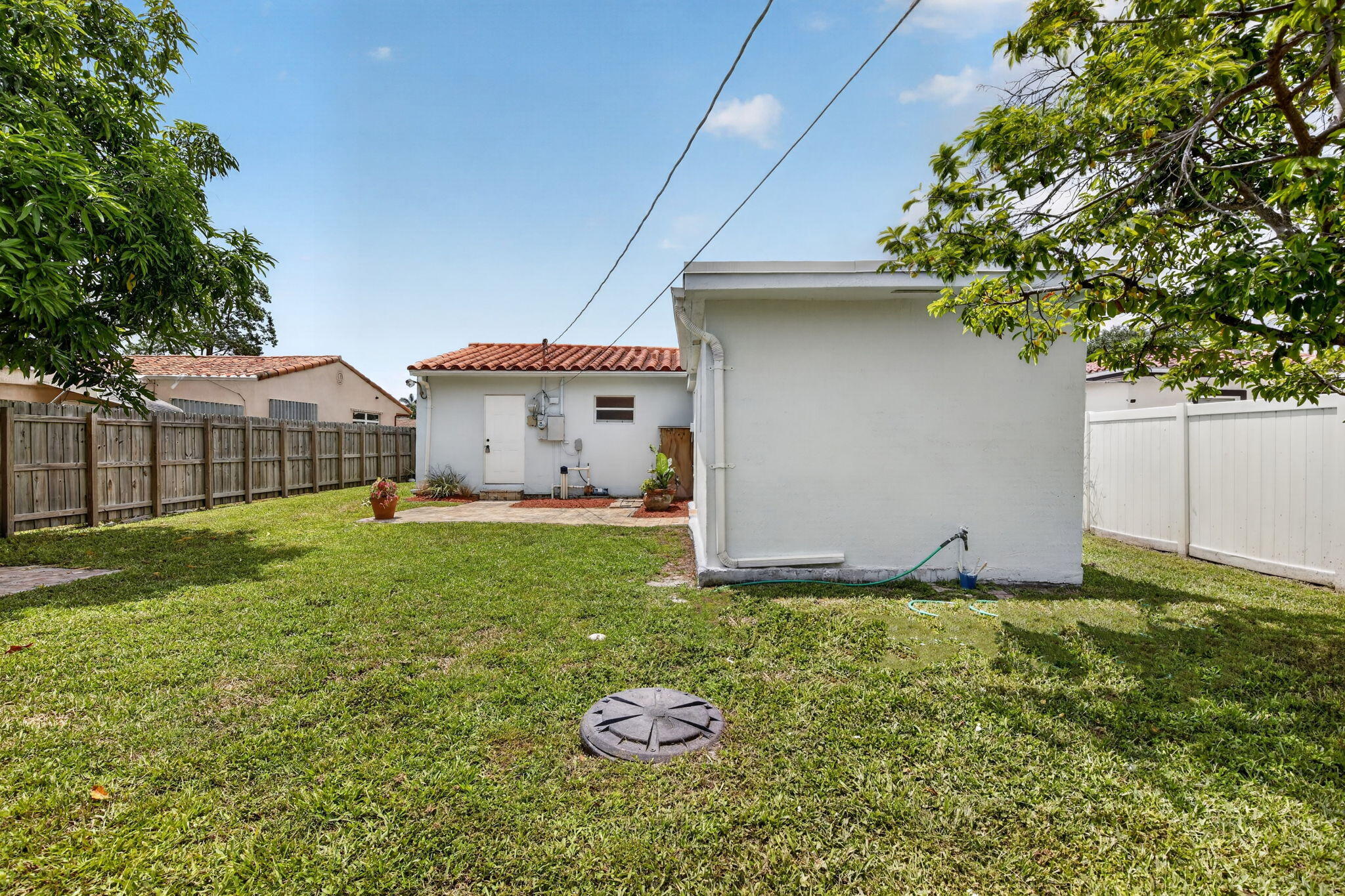 HOLLYWOOD PARK - Residential