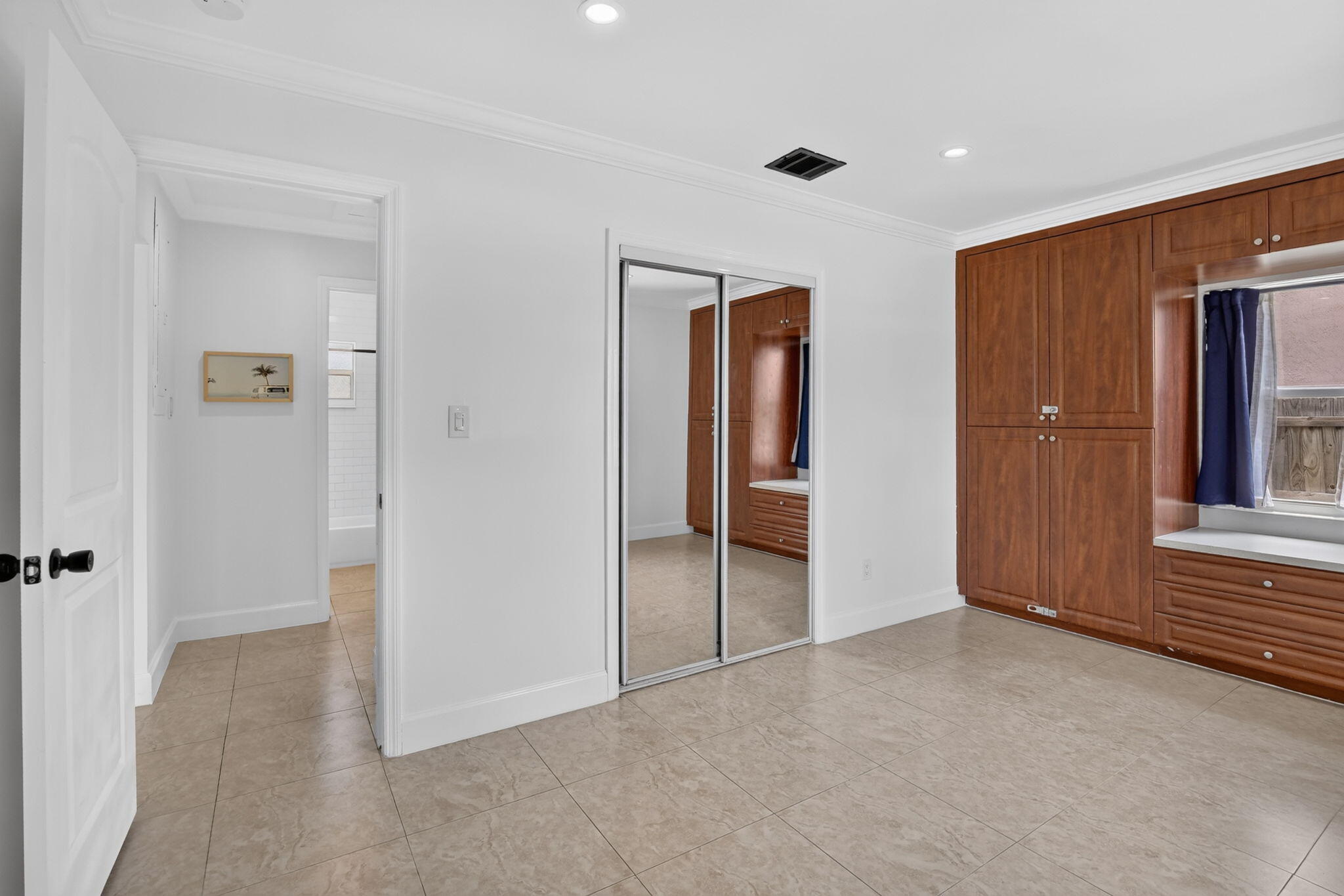 HOLLYWOOD PARK - Residential
