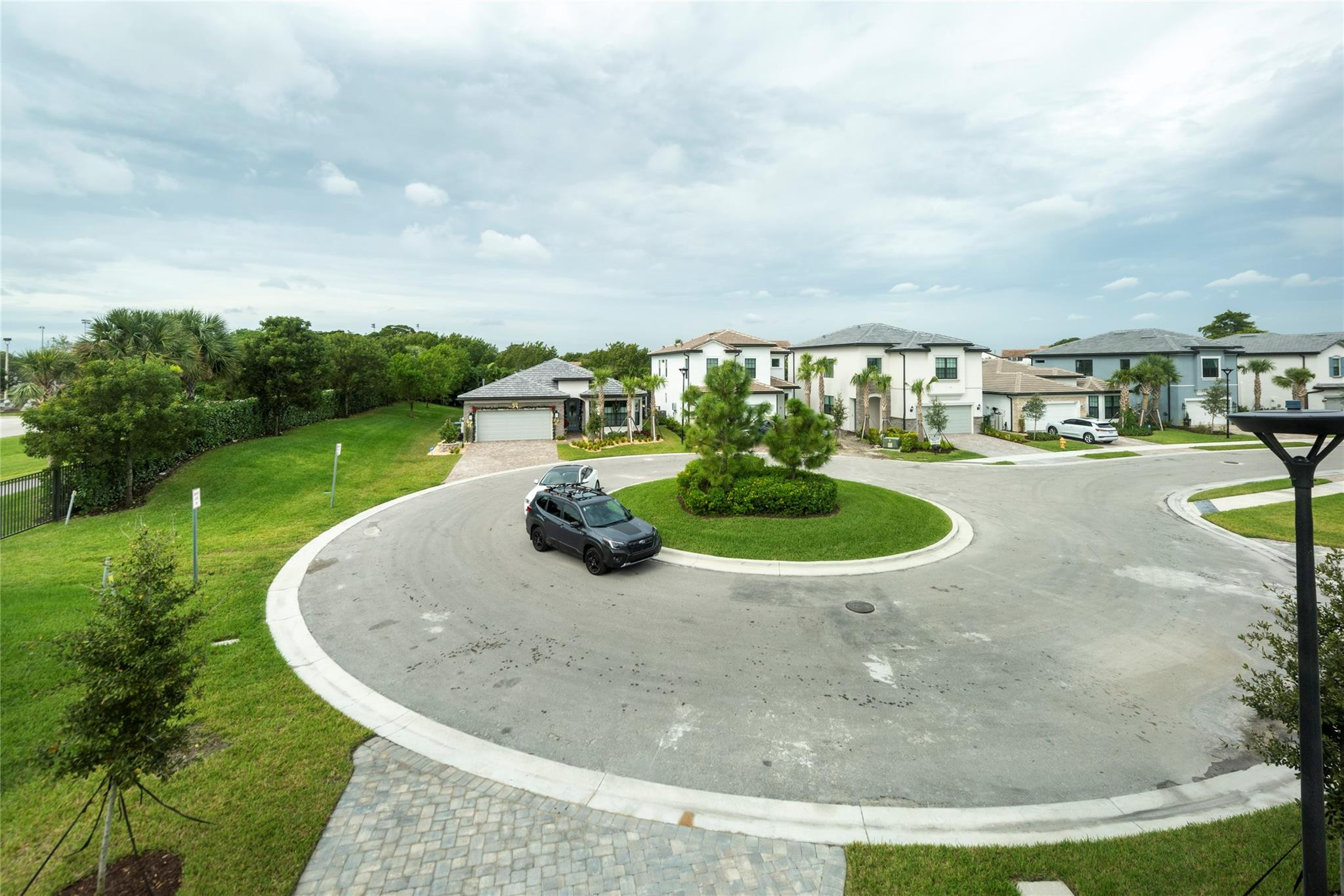 Oak Tree - Manor Series - Residential Lease