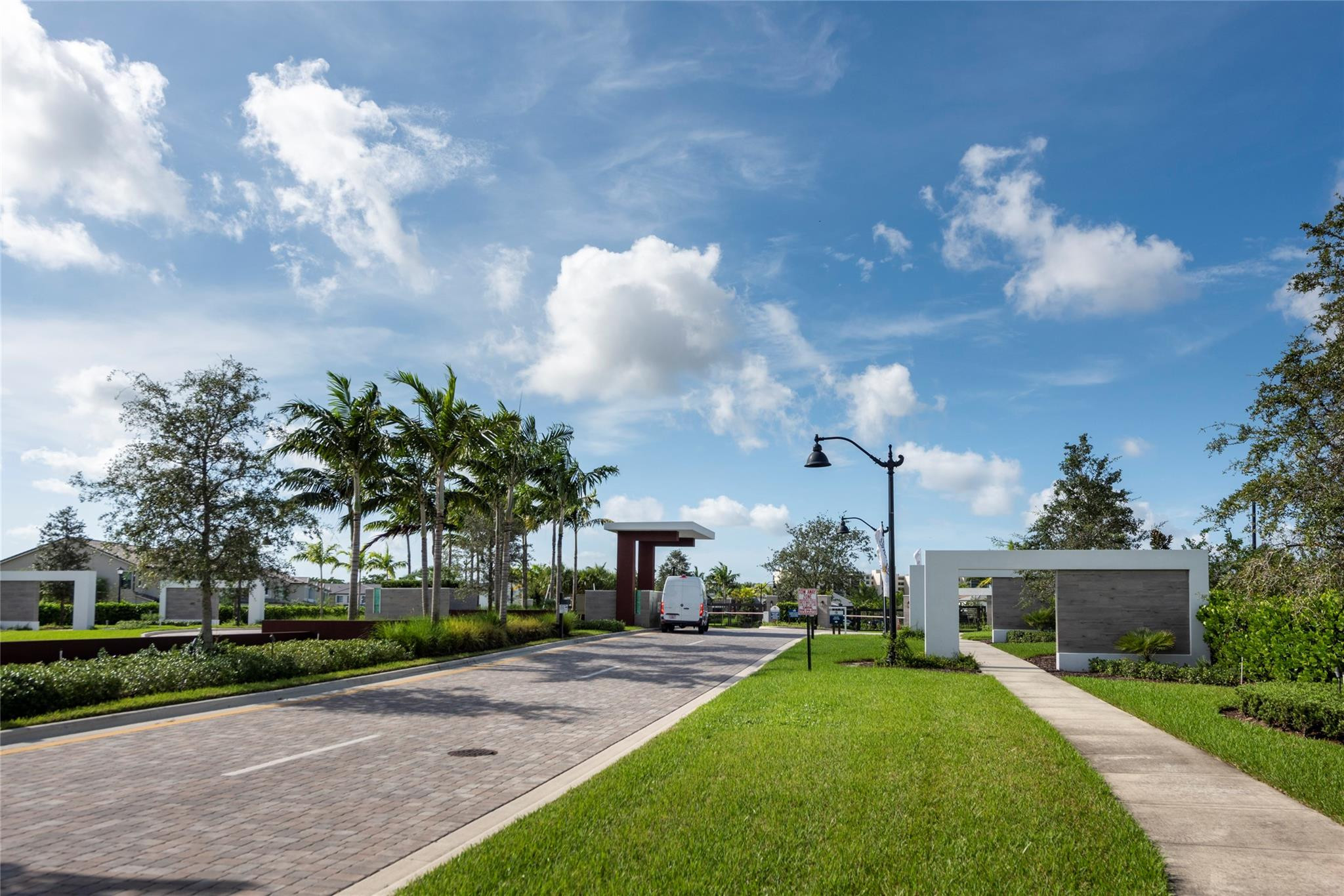 Oak Tree - Manor Series - Residential Lease