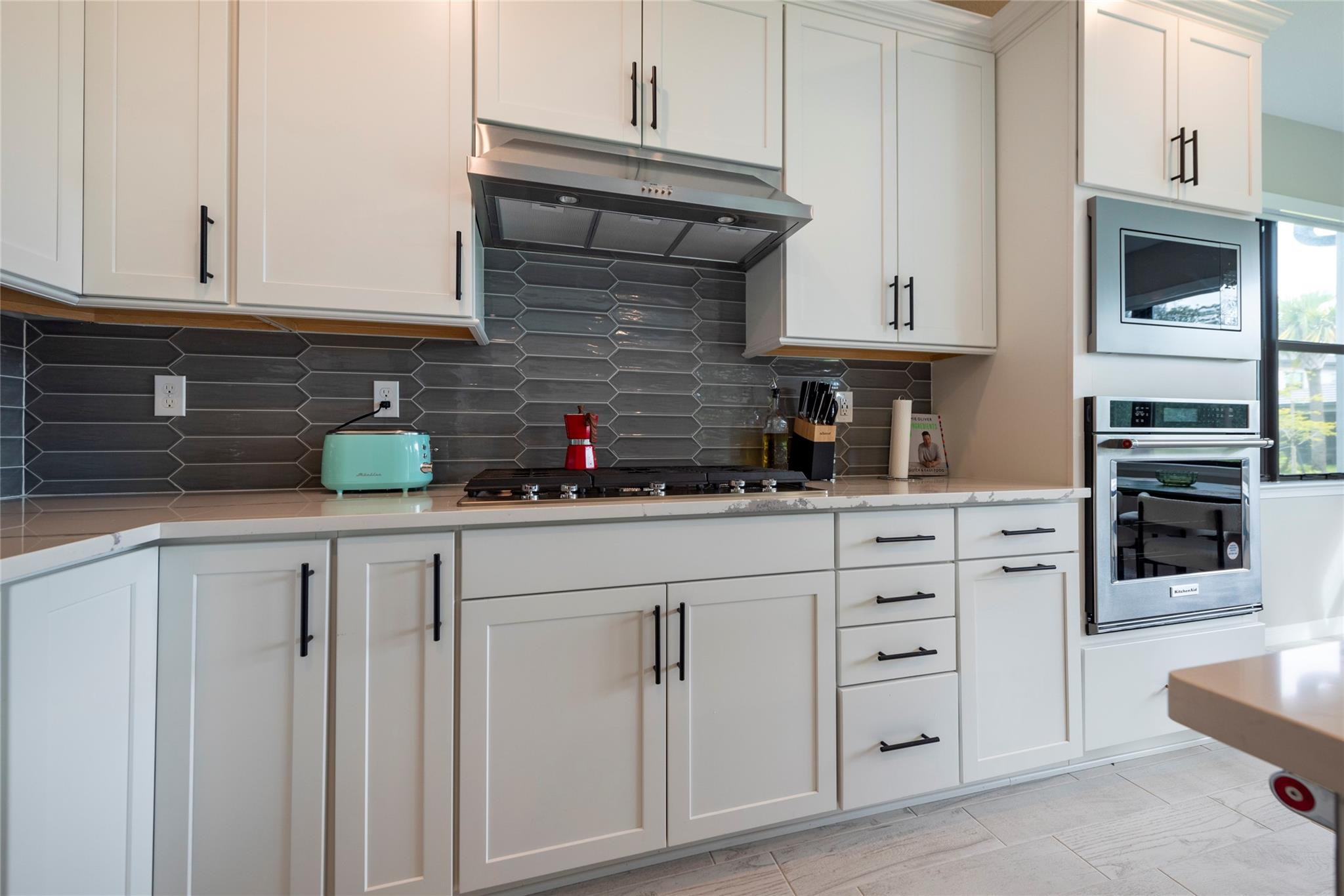 Oak Tree - Manor Series - Residential Lease