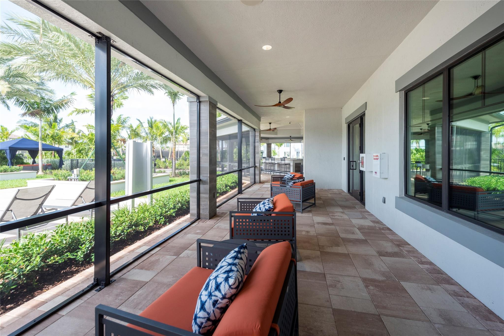 Oak Tree - Manor Series - Residential Lease