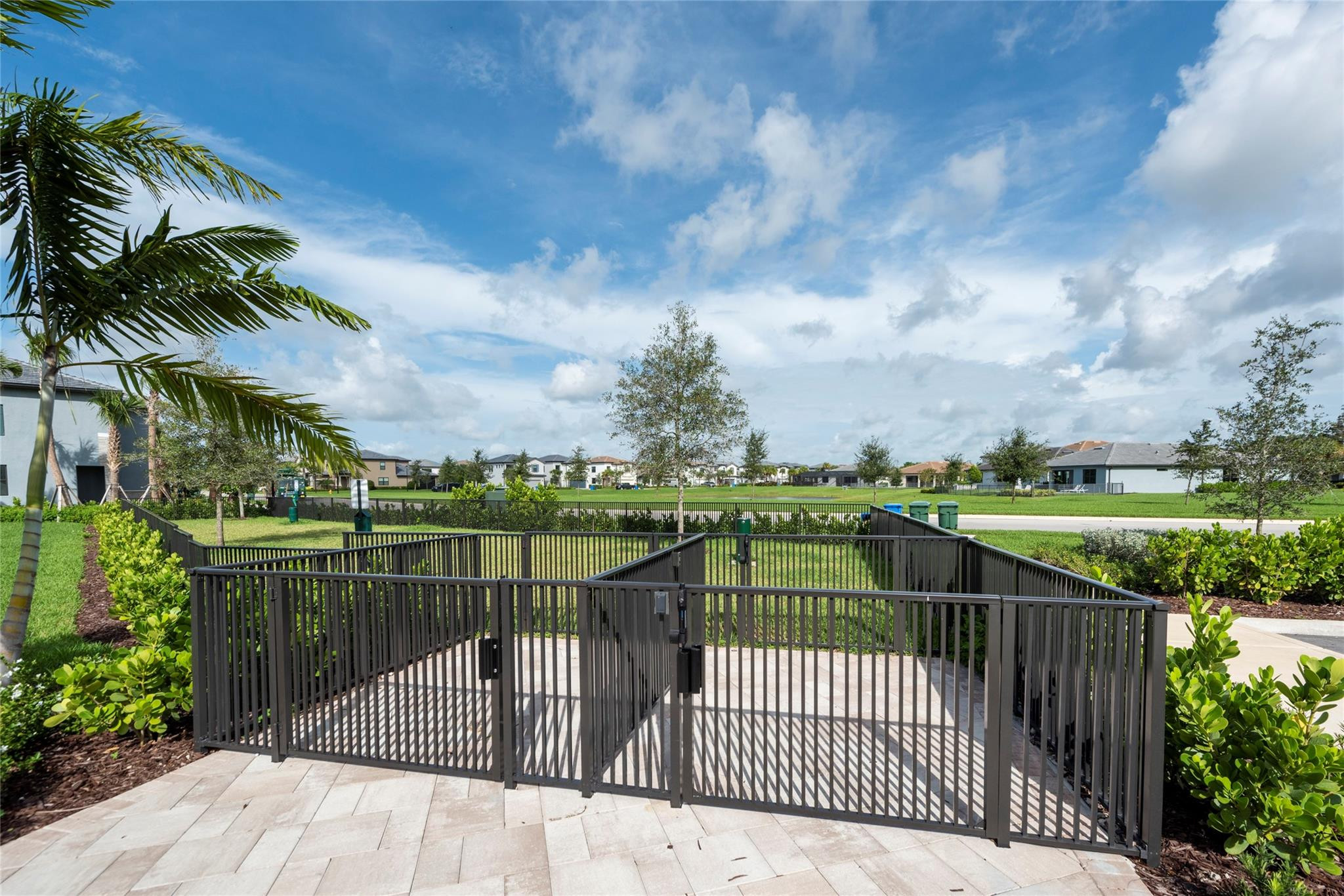 Oak Tree - Manor Series - Residential Lease