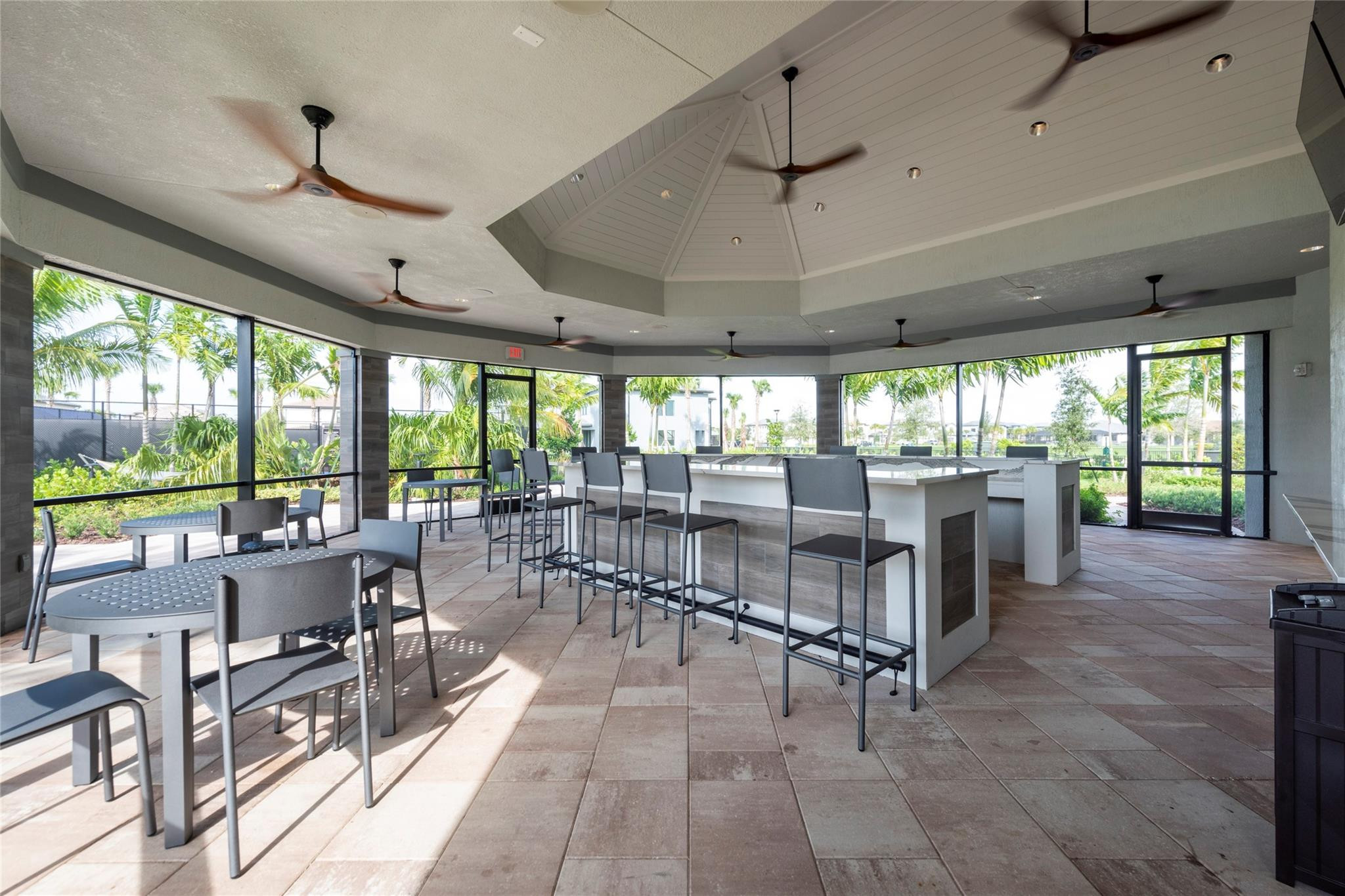Oak Tree - Manor Series - Residential Lease