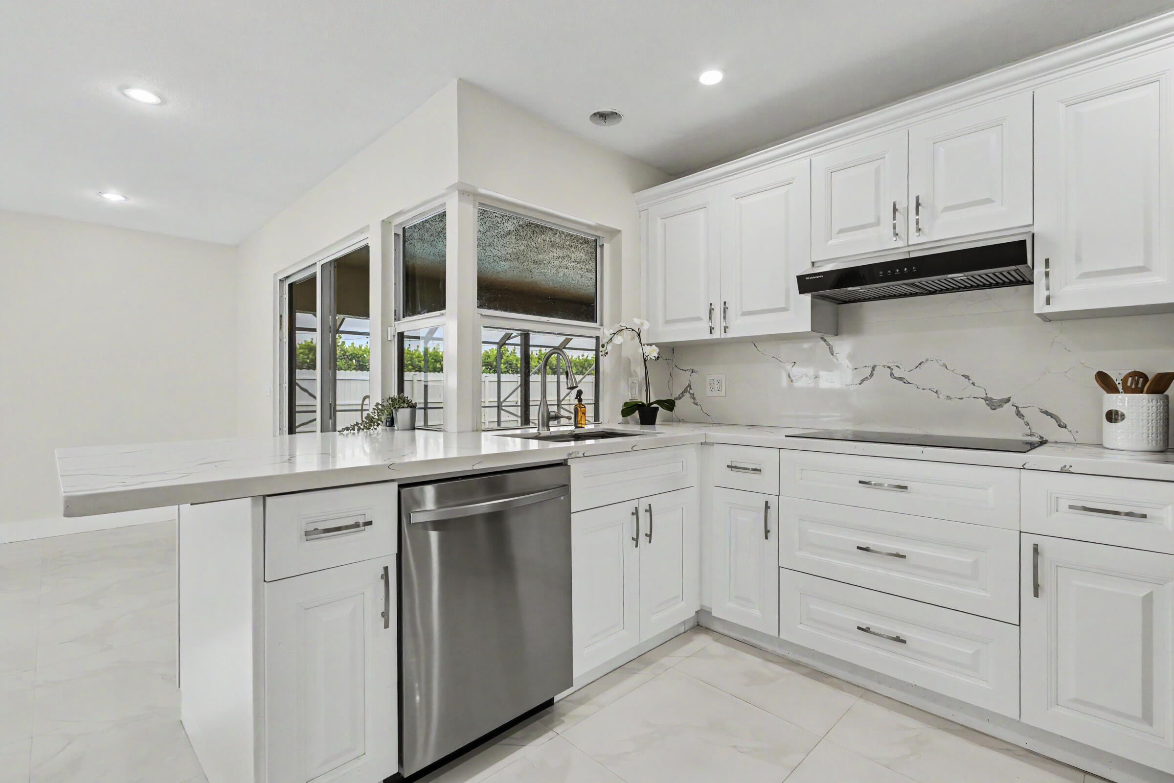ORIOLE MARGATE SEC 6 - Residential