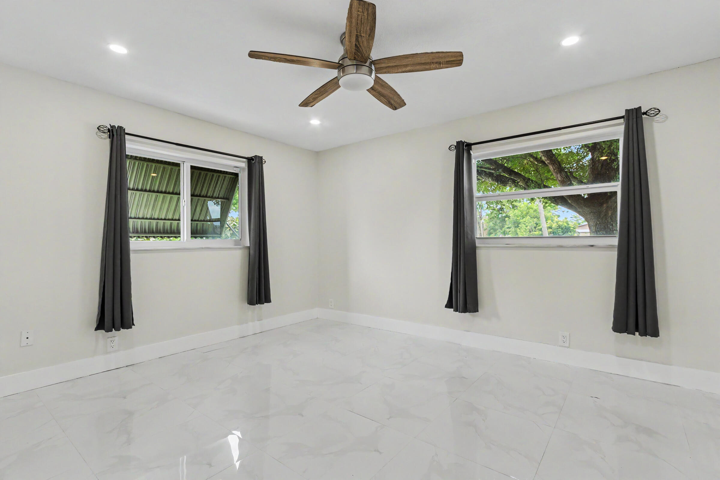 ORIOLE MARGATE SEC 6 - Residential