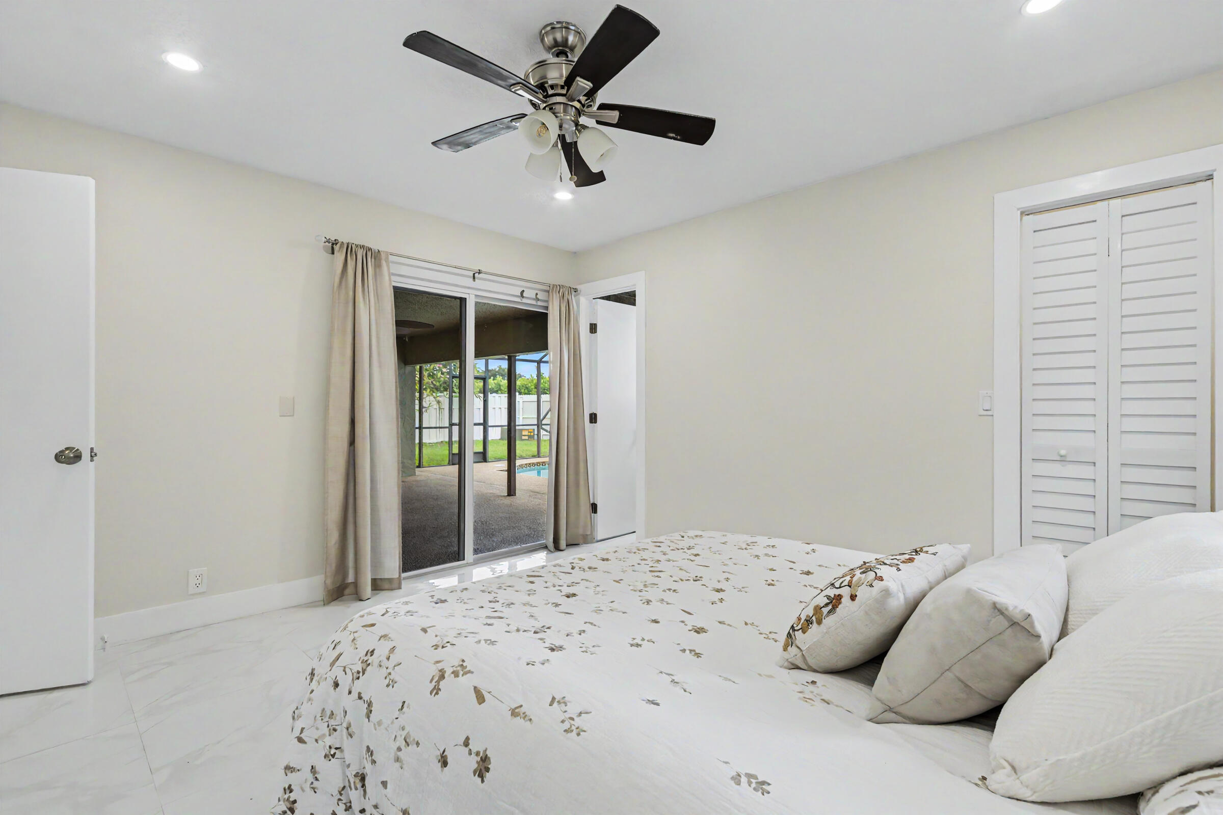ORIOLE MARGATE SEC 6 - Residential
