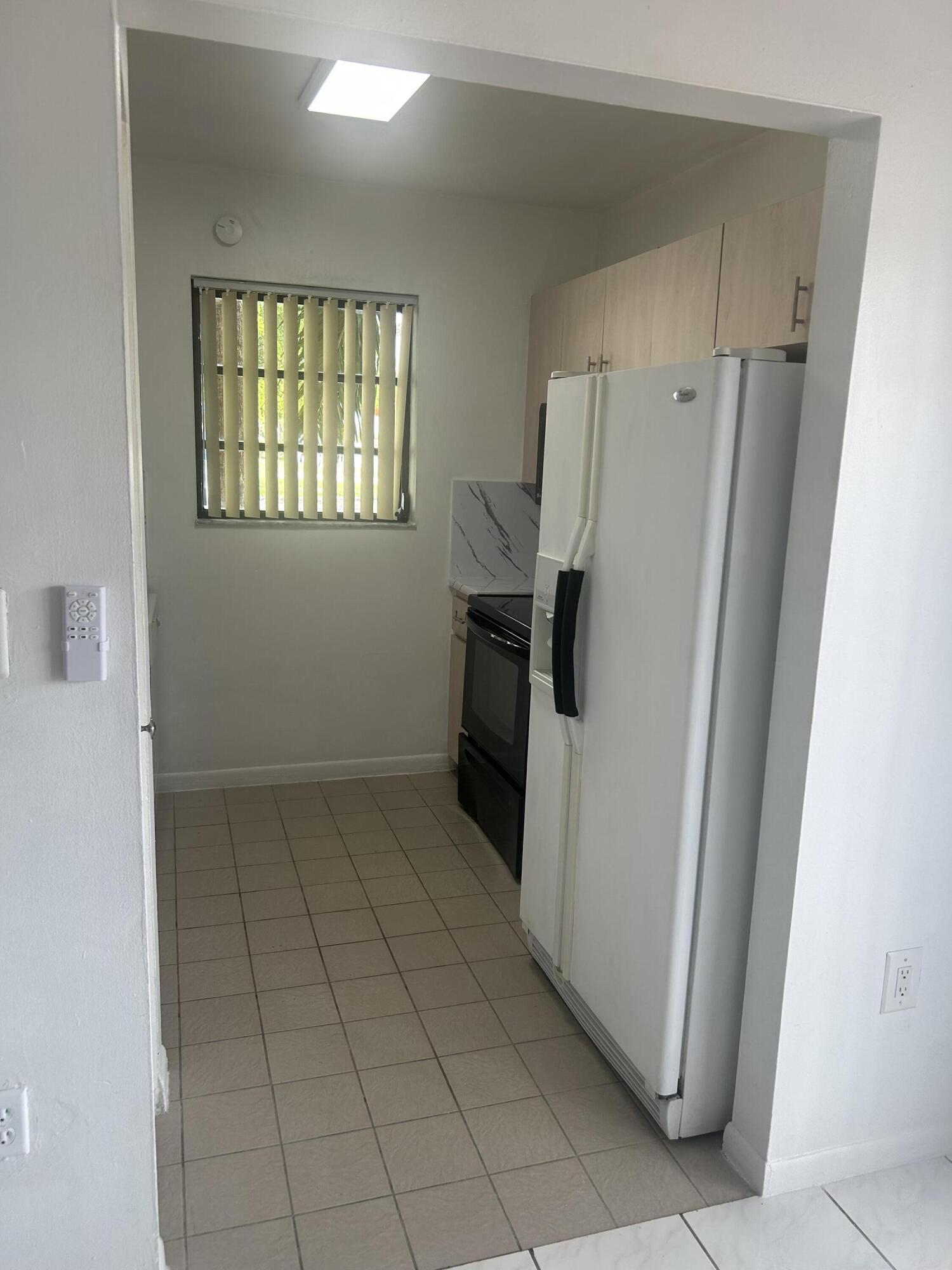 KENDALL LKS EAST PATIO CONDO I - Residential
