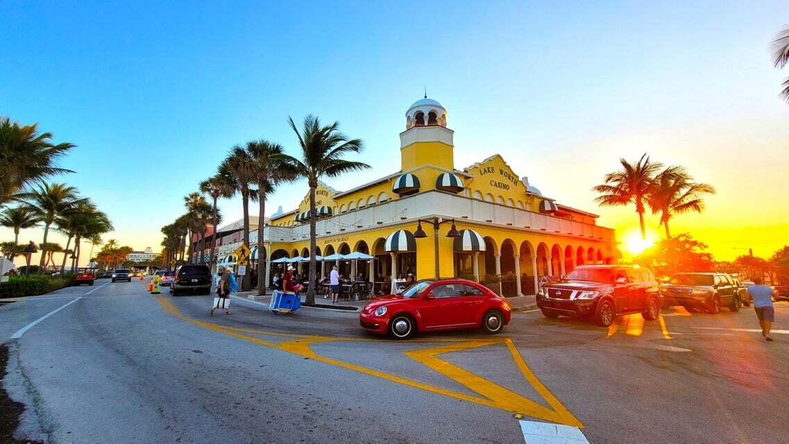 LAKE WORTH TOWN OF ADD 1 - Residential Lease