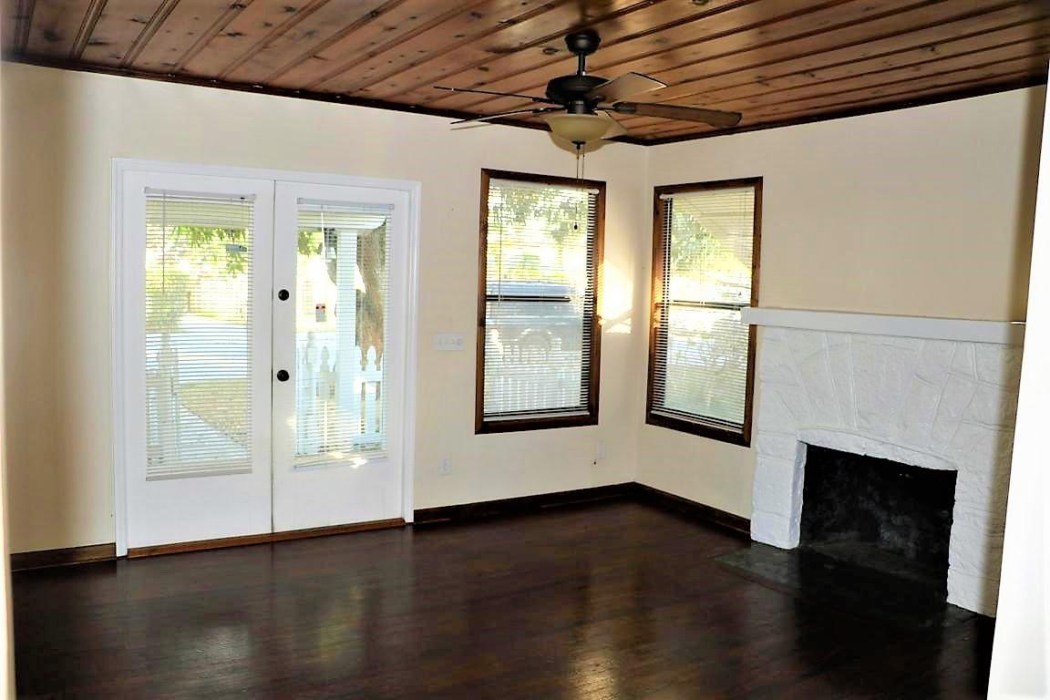 LAKE WORTH TOWN OF ADD 1 - Residential Lease