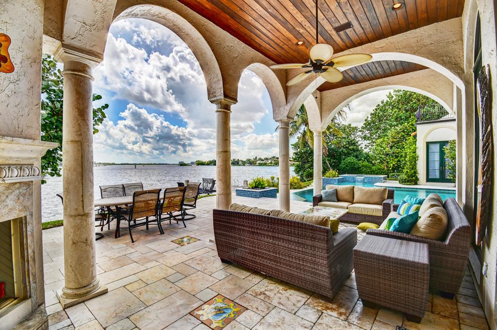 POINT MANALAPAN - Residential