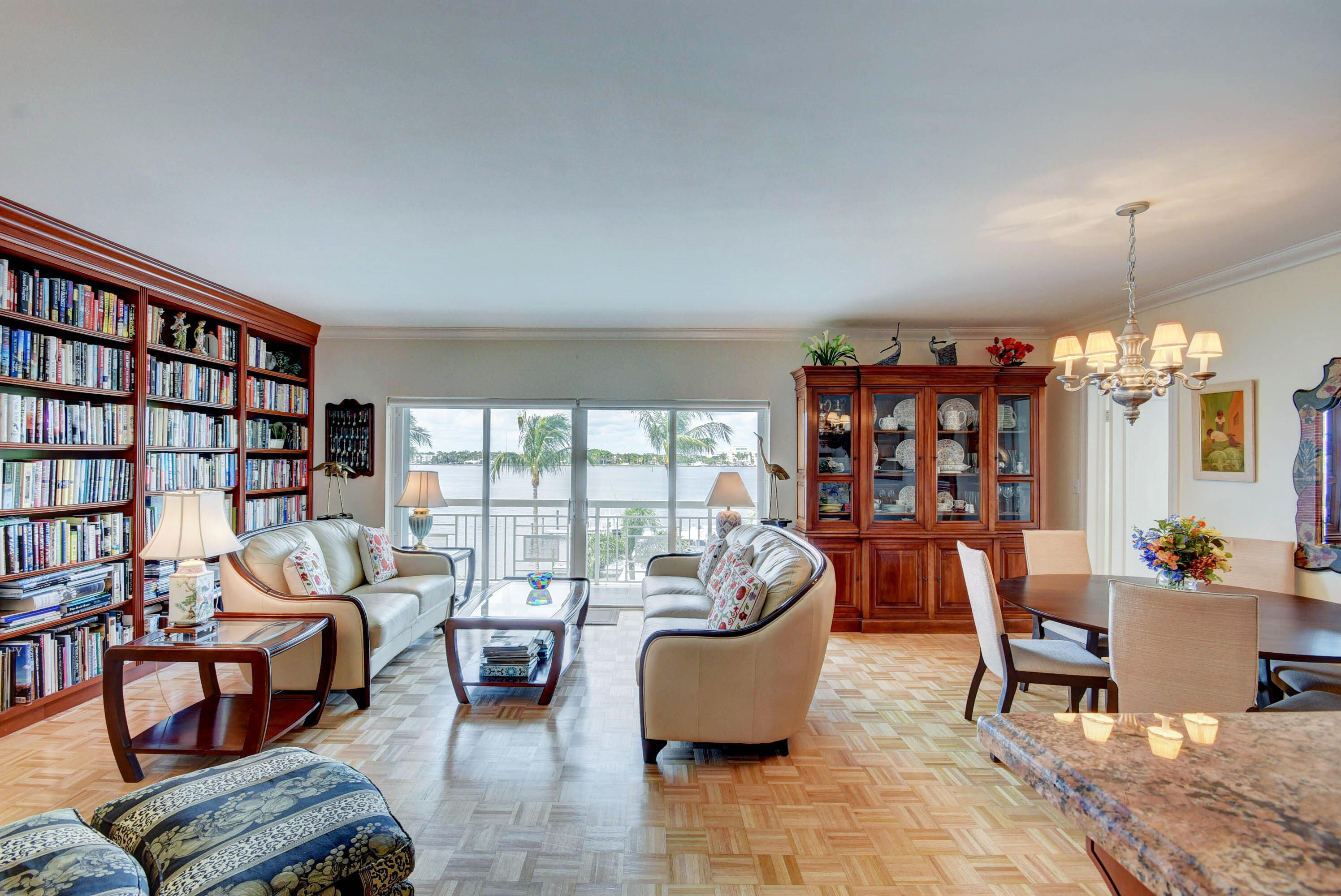 LAKE TOWERS CONDO - Residential