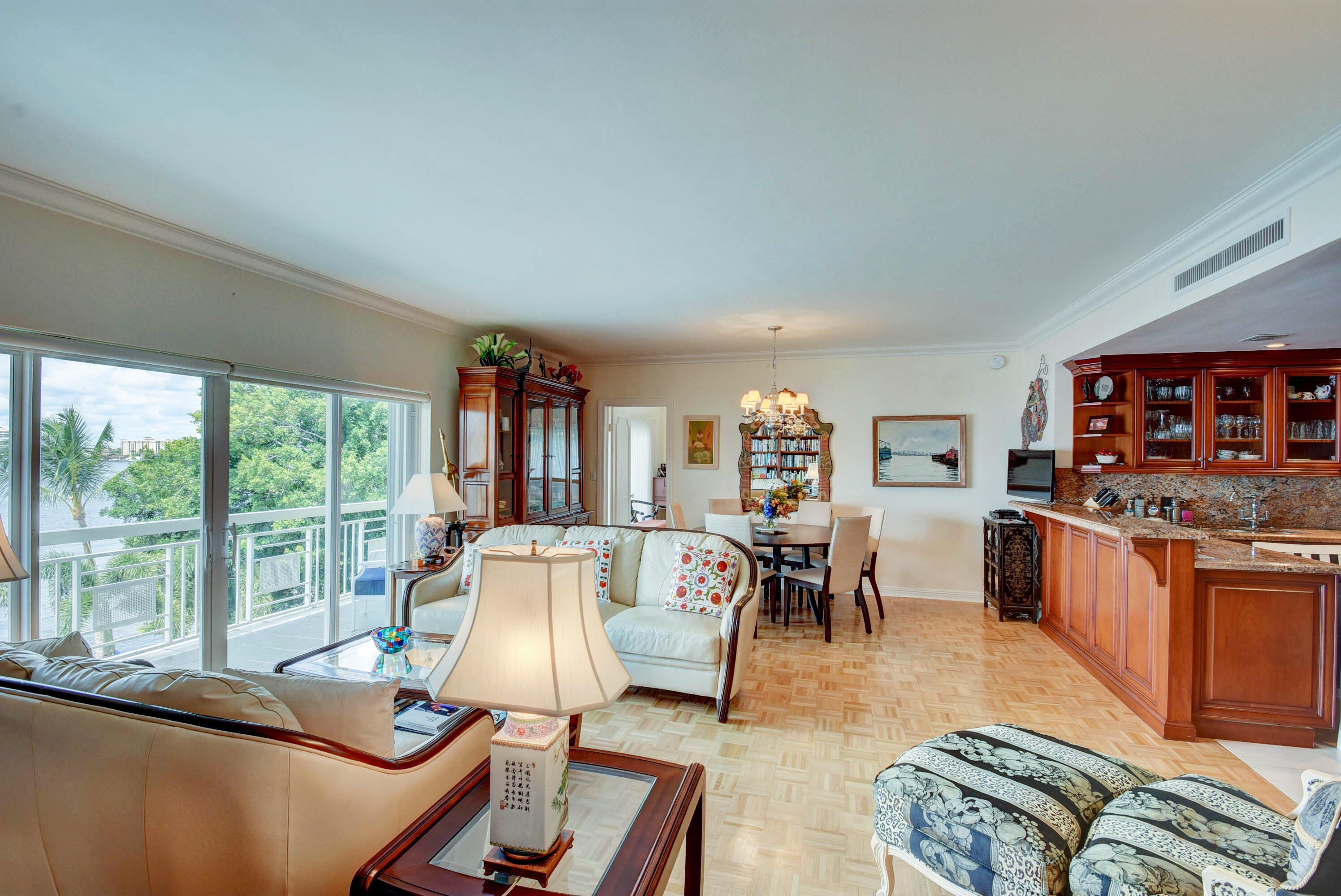 LAKE TOWERS CONDO - Residential