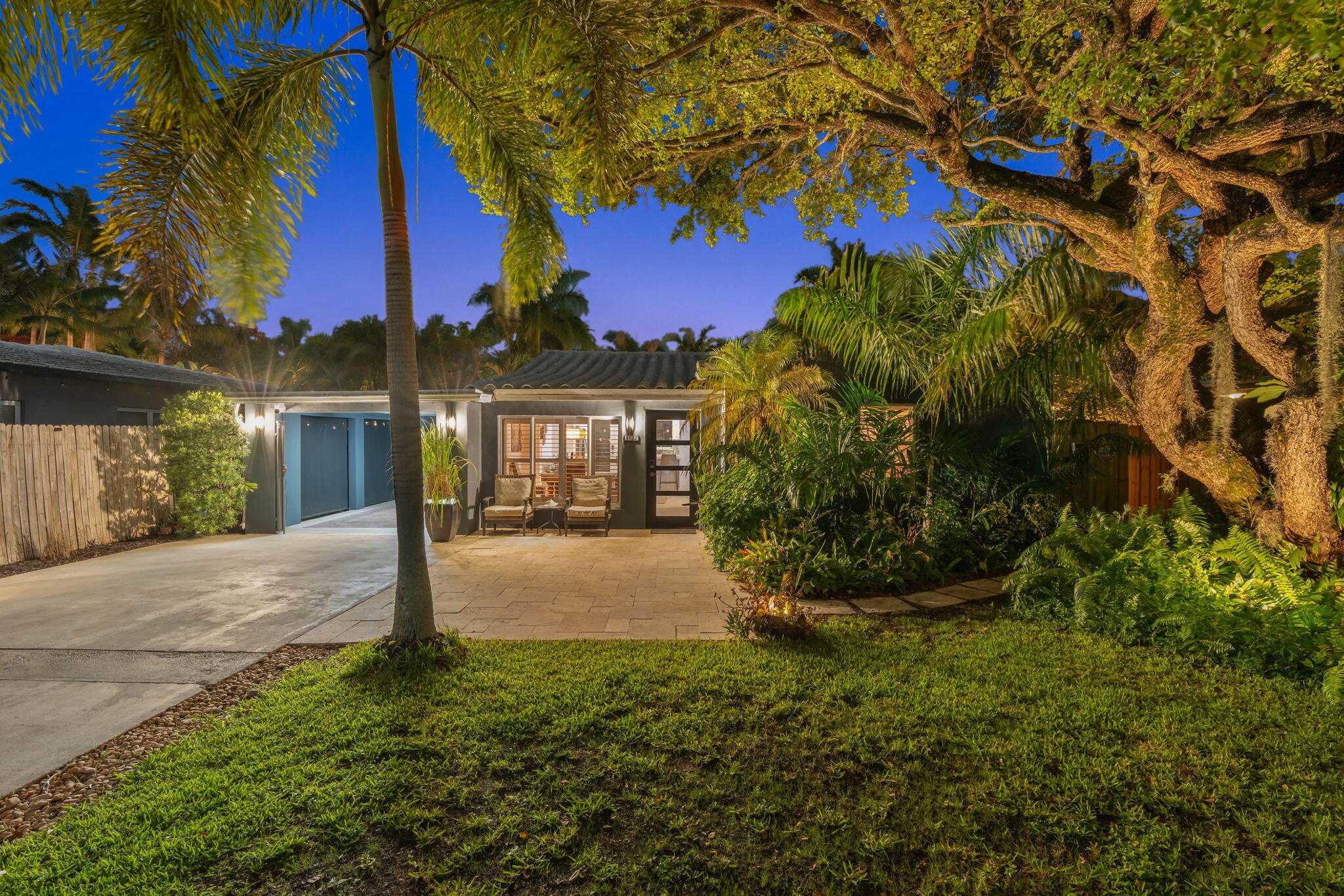 POINSETTIA HEIGHTS - Residential
