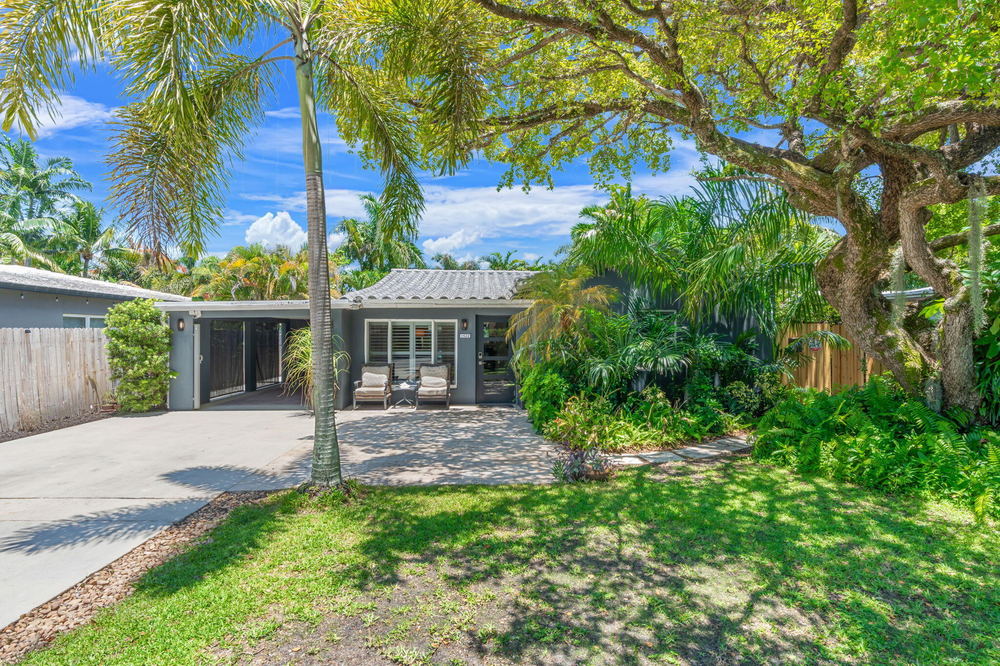 POINSETTIA HEIGHTS - Residential
