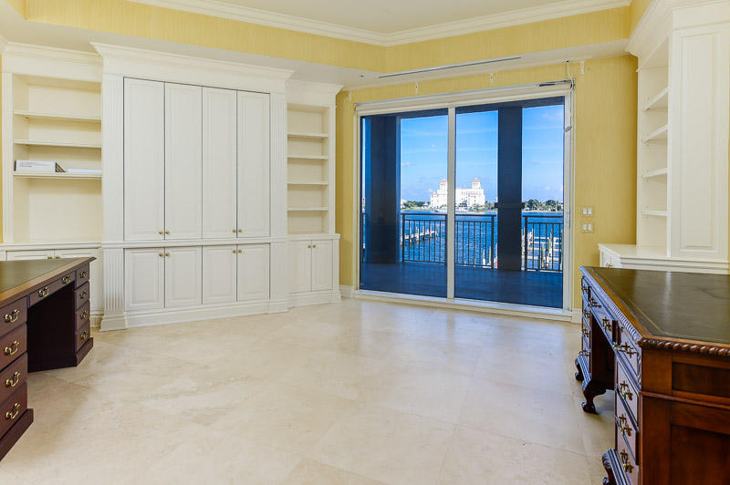 ONE WATERMARK PLACE OF THE PALM BEACHES - Residential