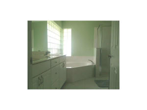 LAKEWOOD PARK UNIT 7 - Residential Lease