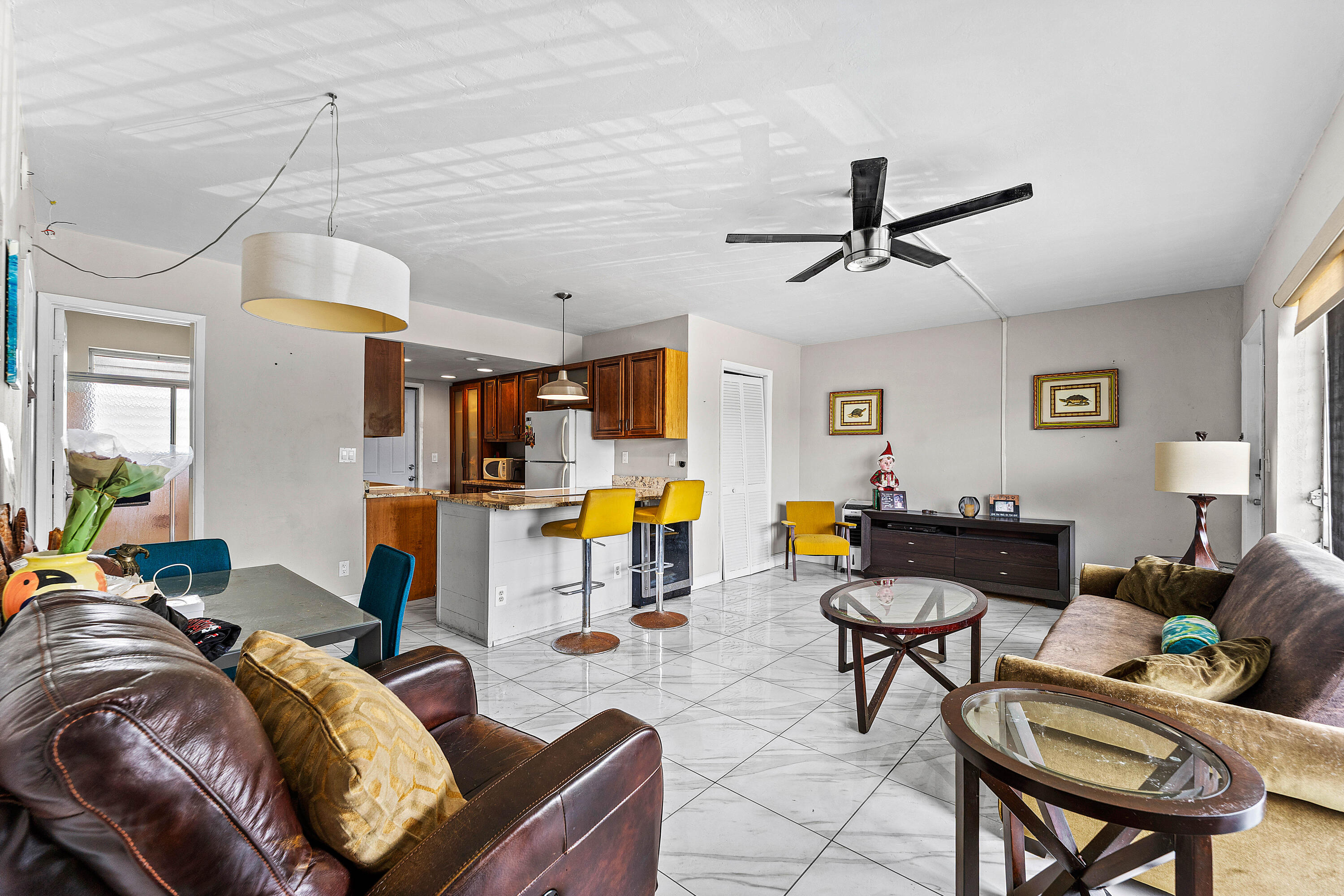 CLIFF LAKE VILLAS CO-OP - Residential