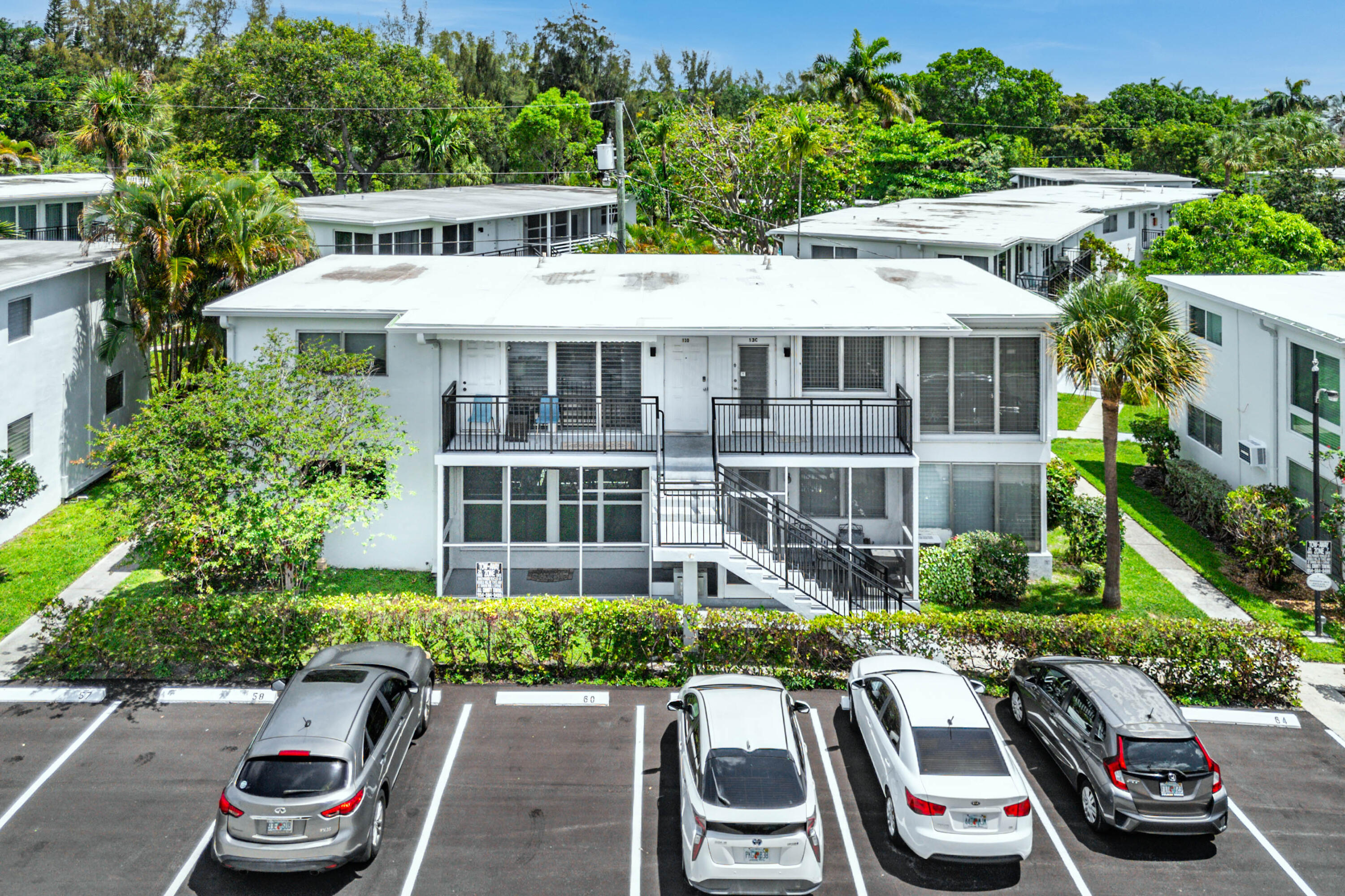 CLIFF LAKE VILLAS CO-OP - Residential