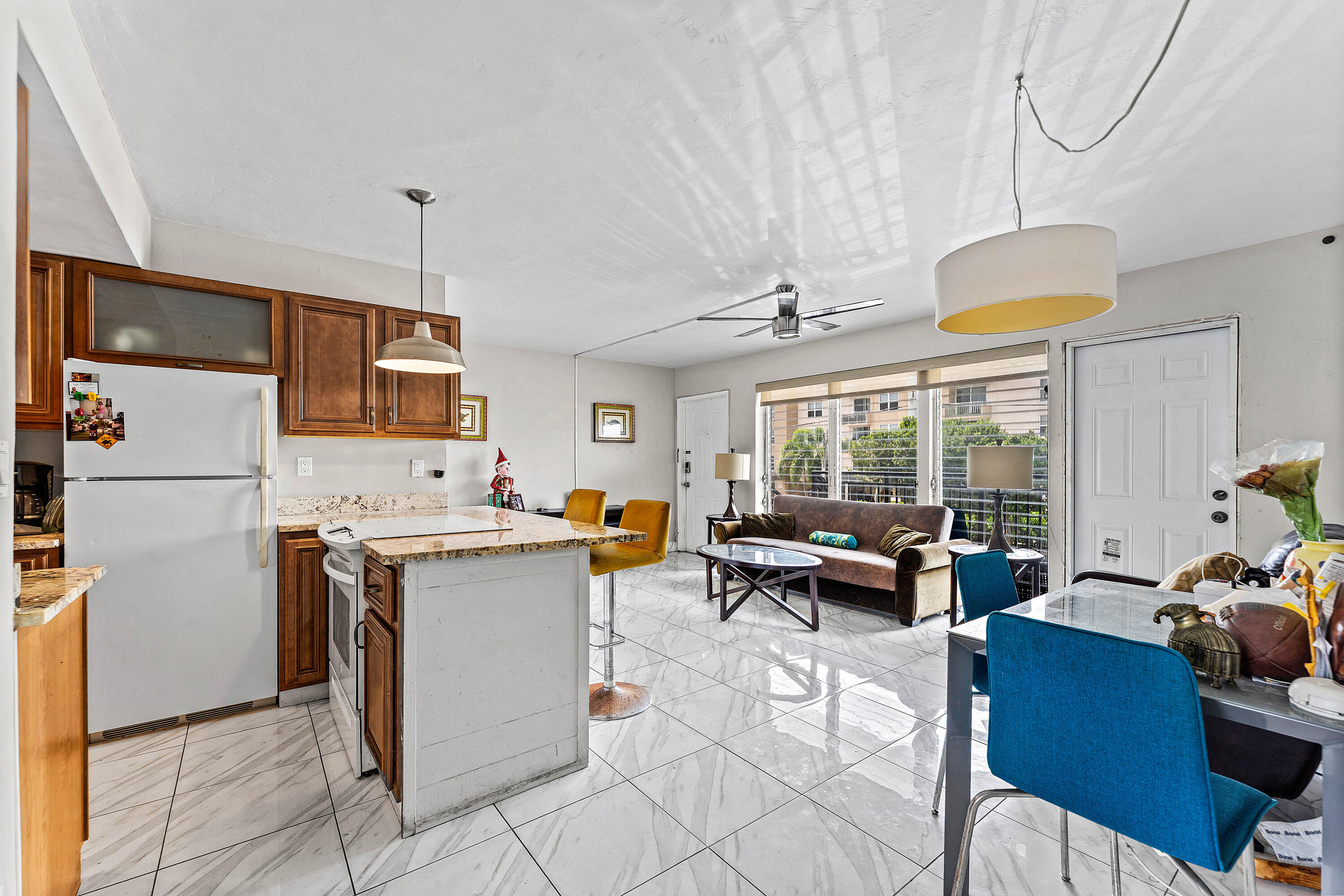 CLIFF LAKE VILLAS CO-OP - Residential