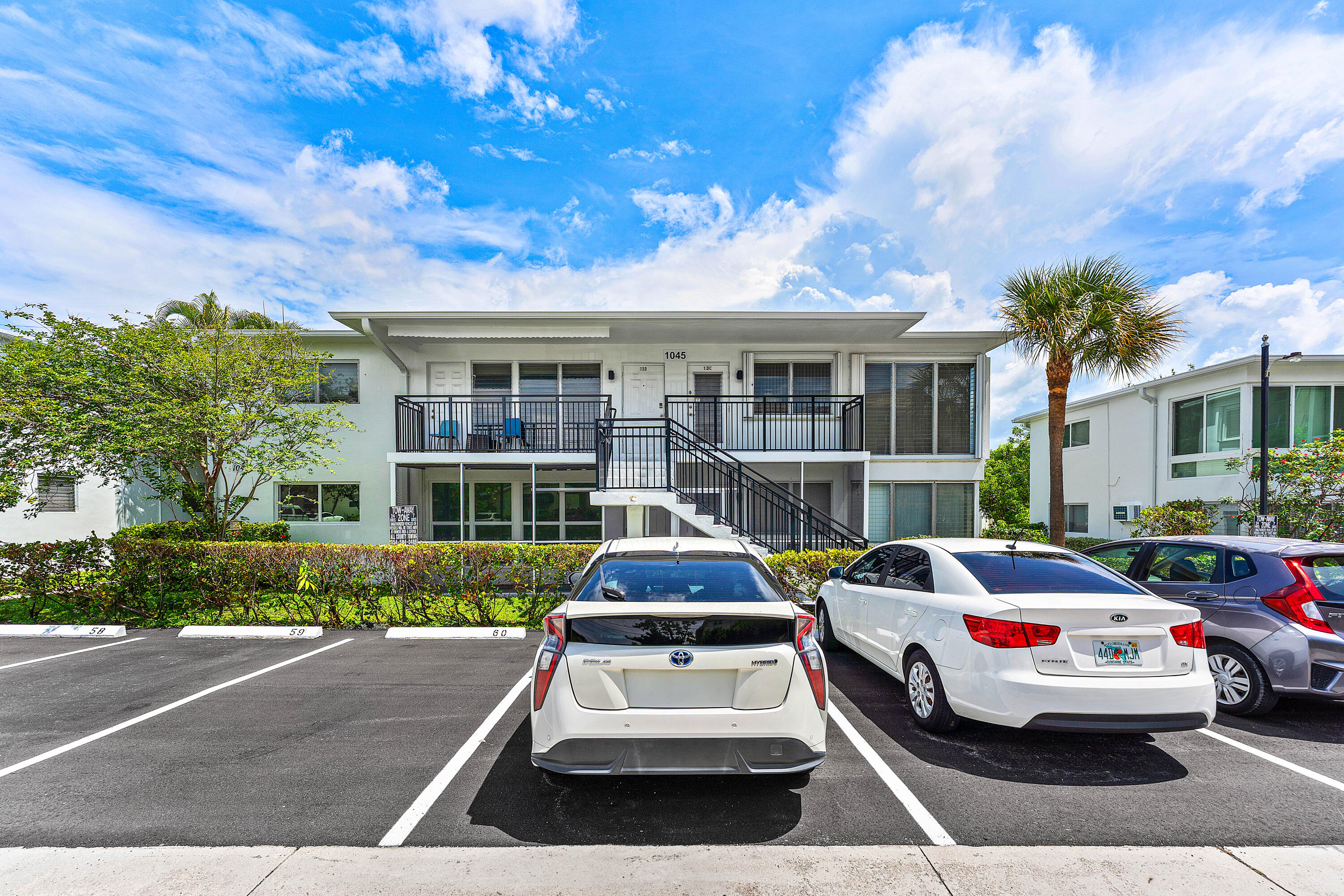 CLIFF LAKE VILLAS CO-OP - Residential