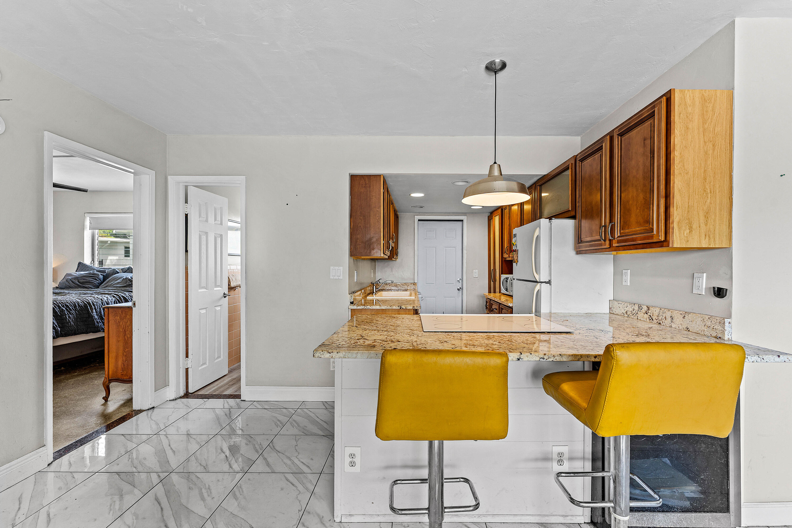 CLIFF LAKE VILLAS CO-OP - Residential