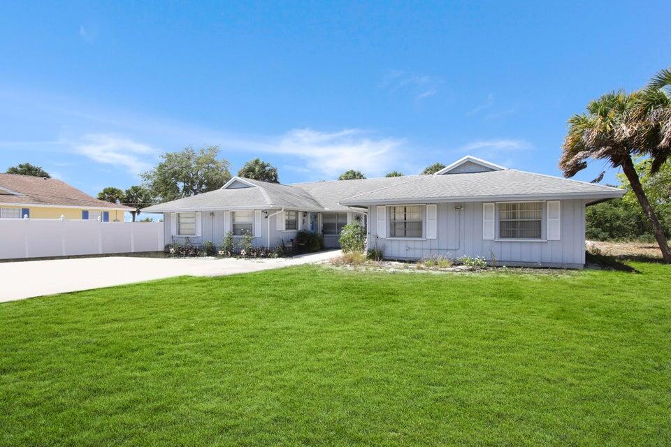 6/4 Duplex Income opportunity minutes from the beach! Unit A 3/2  rents for $2,500 and Unit B 3/2 is rented for $2000 because they take care of duplex it can be rented for $2500 Live in one side and rent out the other! Each unit has access to private pool and walking distance to Indian River. Kitchen and bathrooms all remodeled.