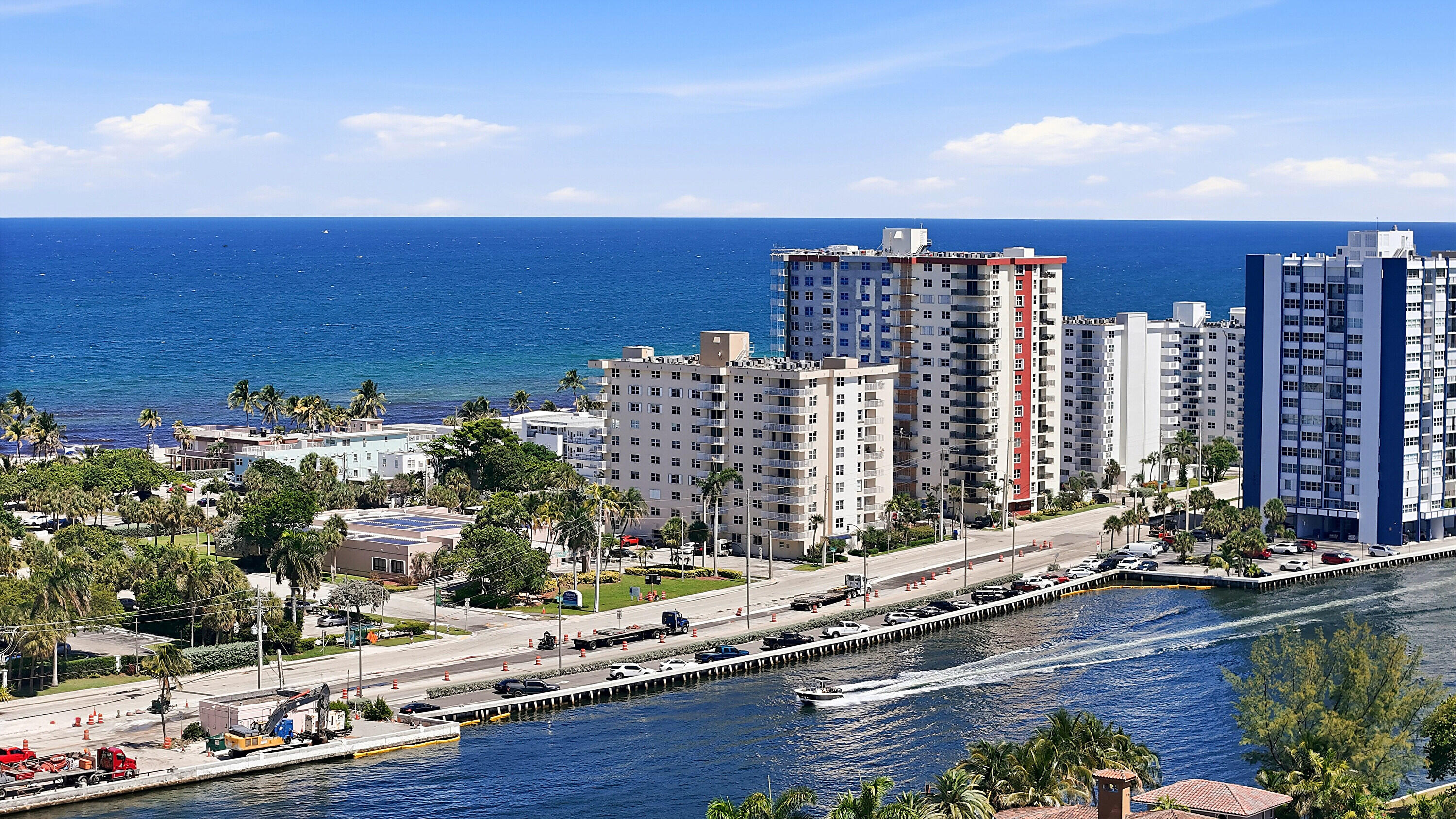 STRATFORD TOWERS CONDO - Residential