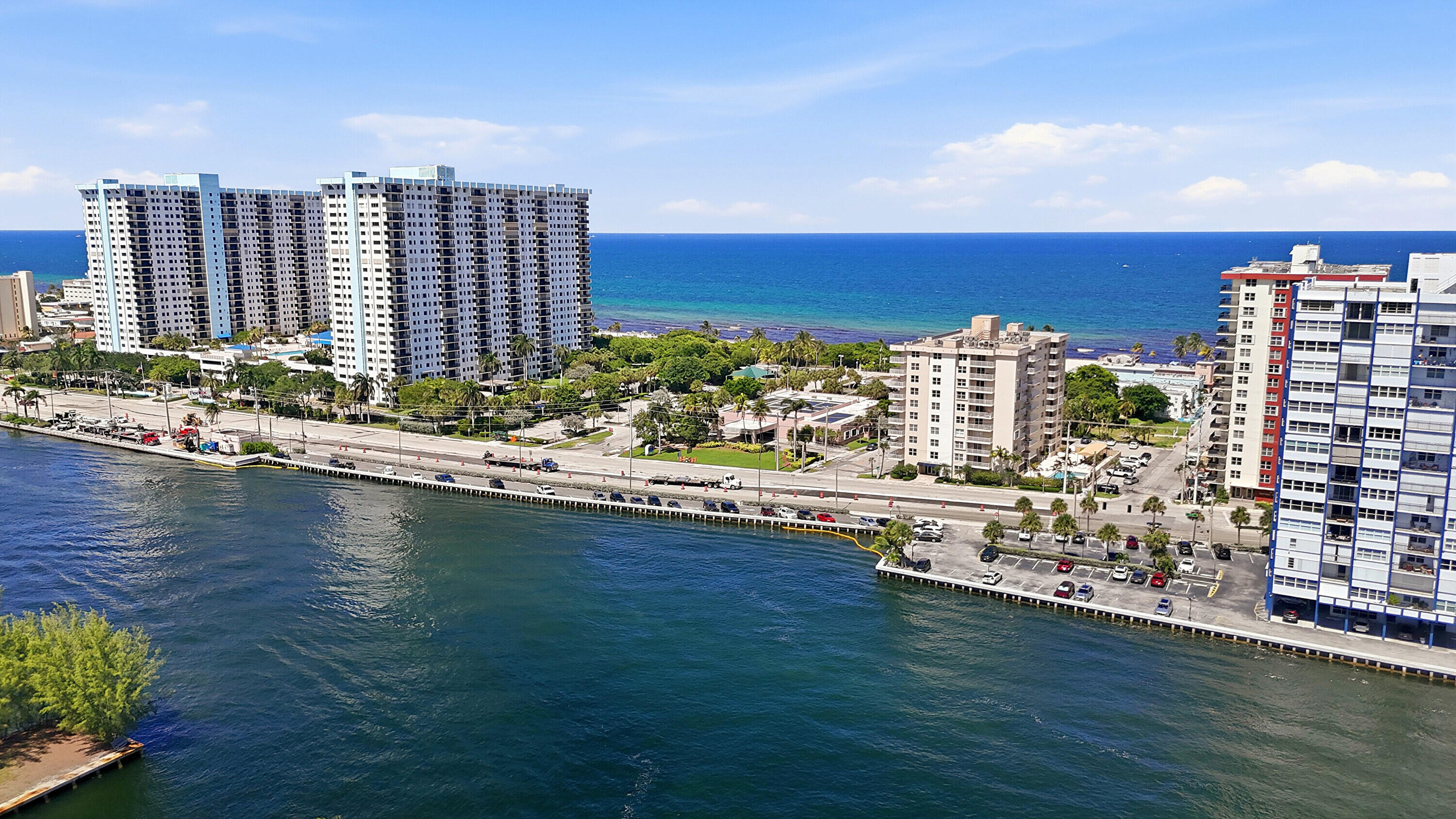 STRATFORD TOWERS CONDO - Residential