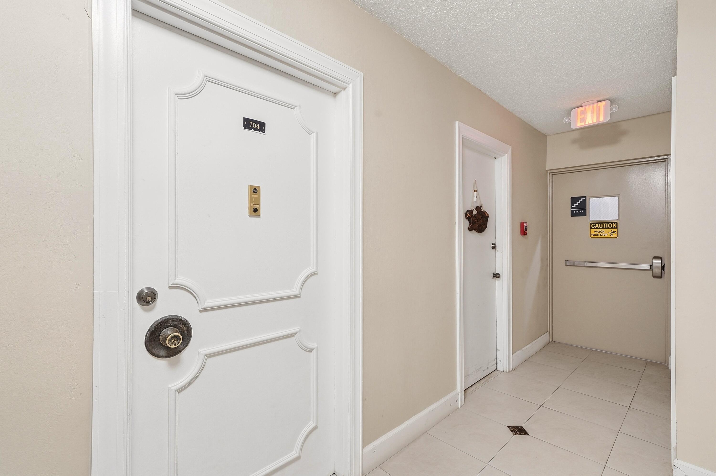 STRATFORD TOWERS CONDO - Residential