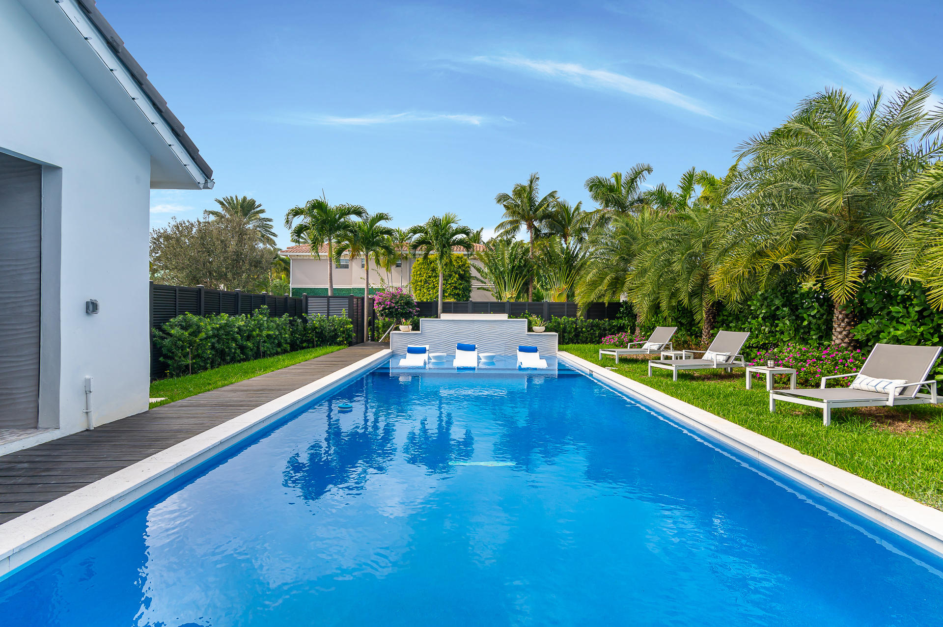 BOCA BAY COLONY - Residential