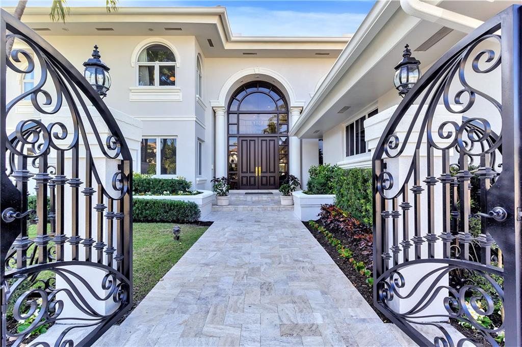 Royal Palm Yacht & Countr - Residential