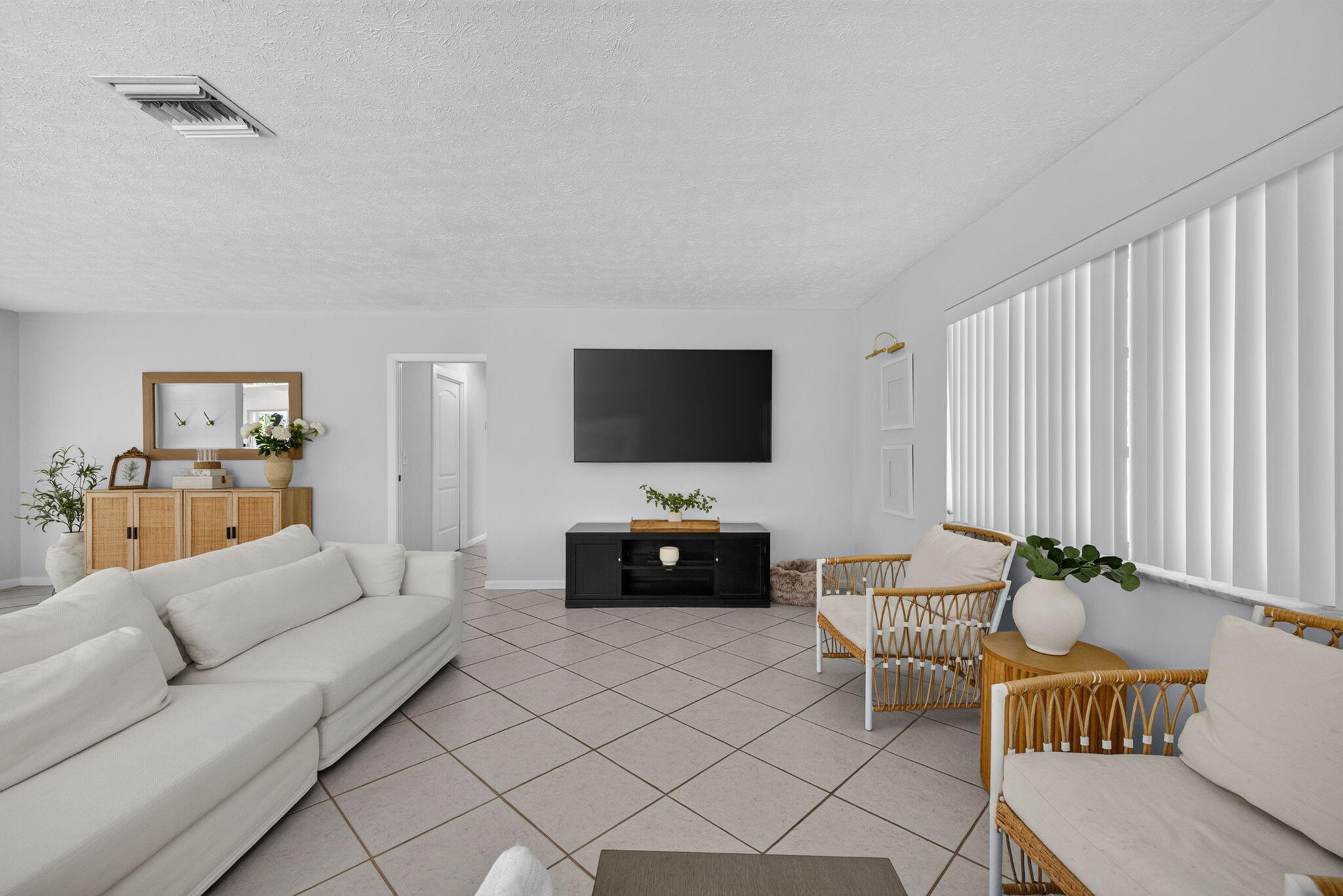 BEAU RIVAGE - Residential