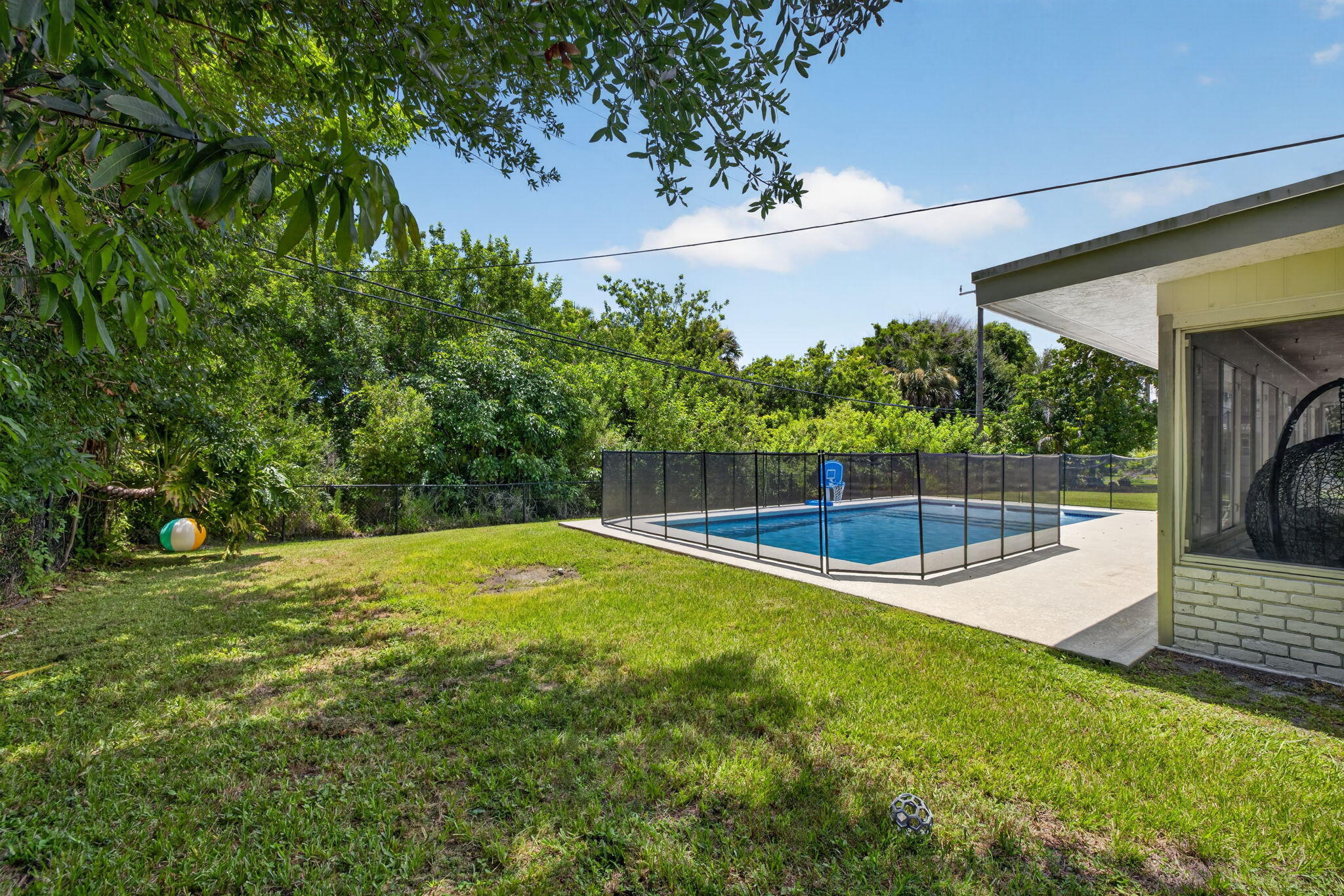 BEAU RIVAGE - Residential