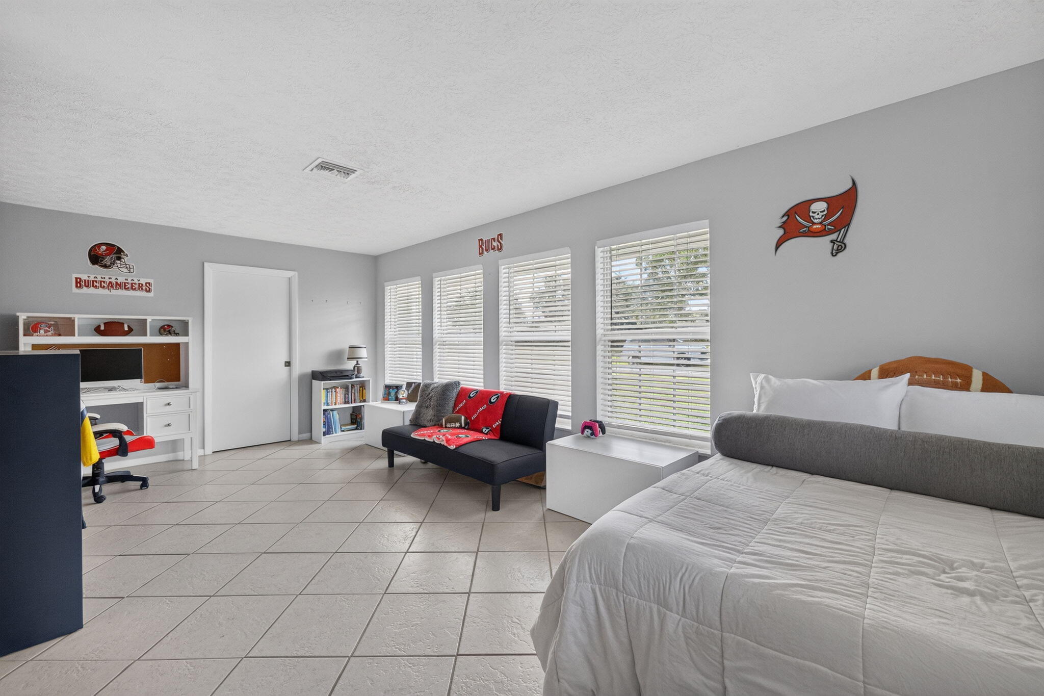 BEAU RIVAGE - Residential
