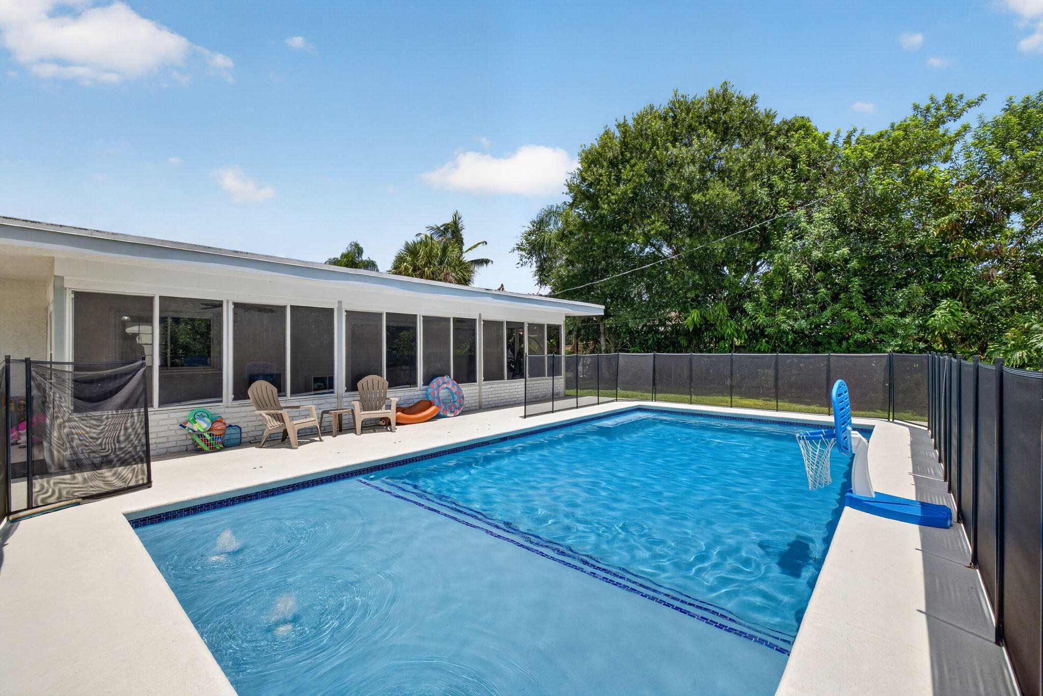 BEAU RIVAGE - Residential