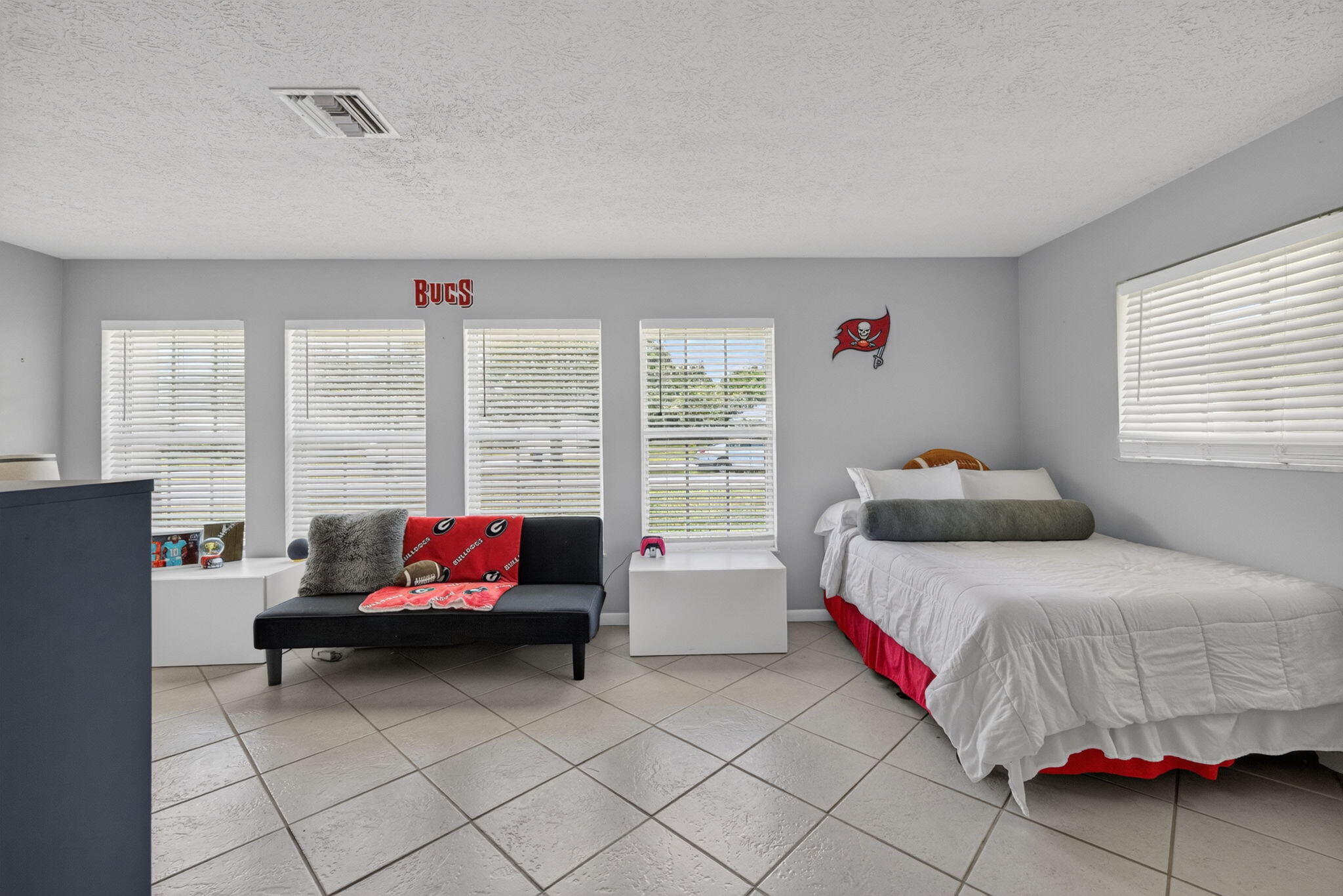 BEAU RIVAGE - Residential