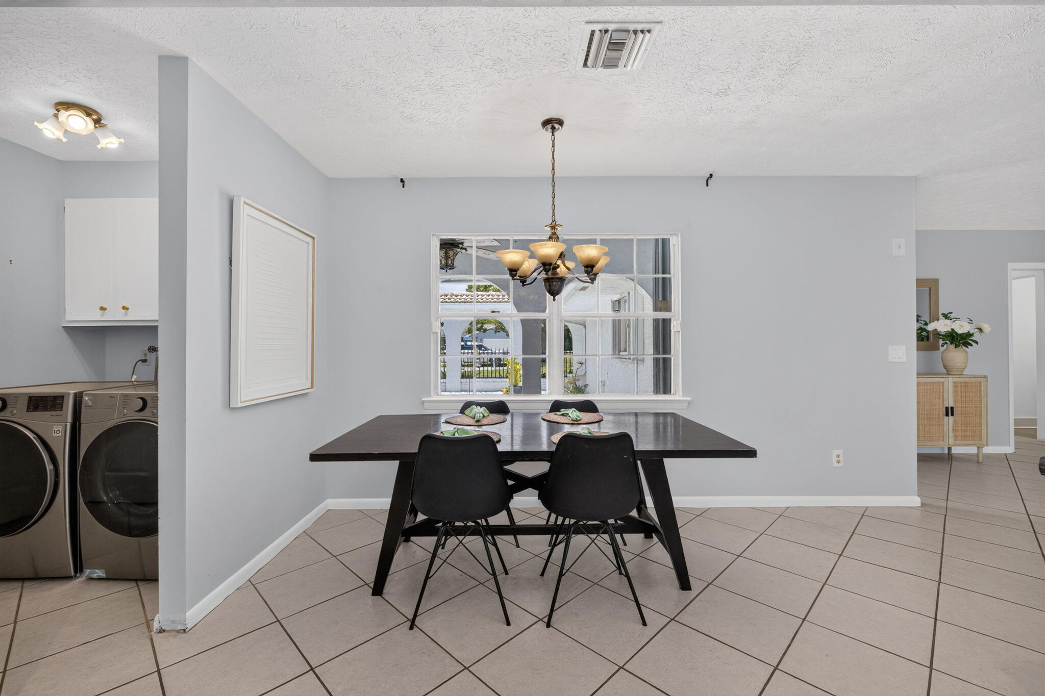 BEAU RIVAGE - Residential