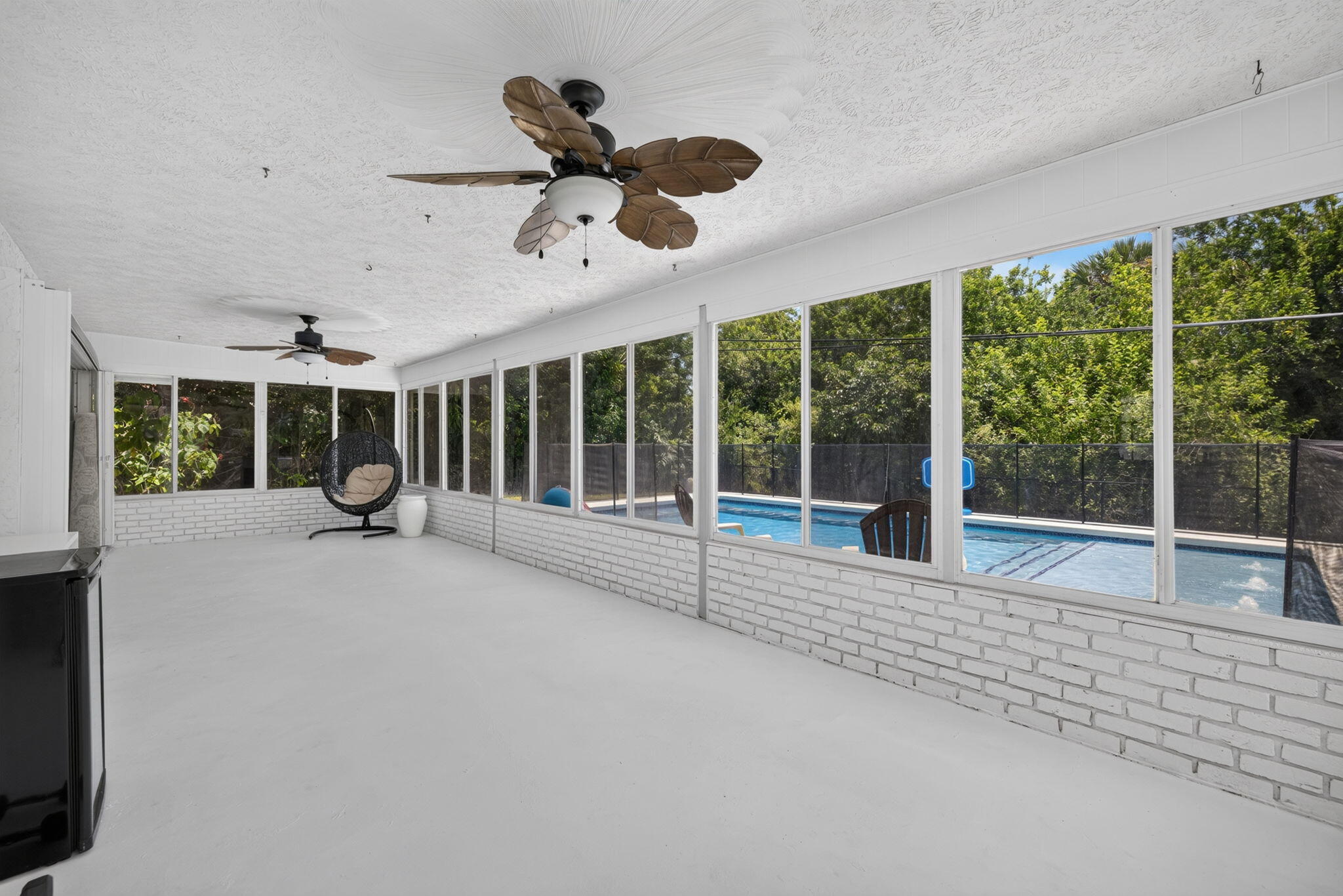 BEAU RIVAGE - Residential