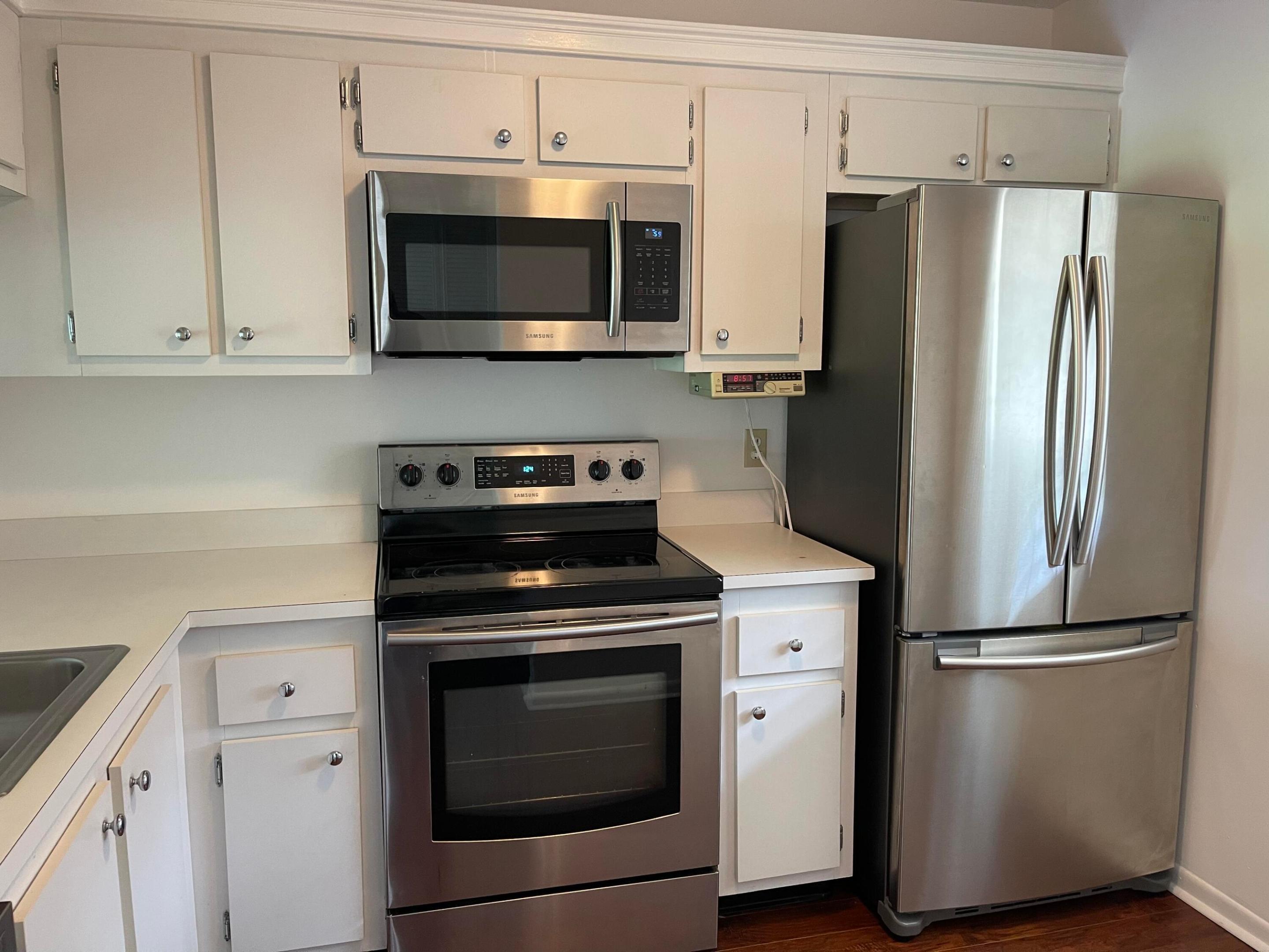 LUCERNE LAKES GOLF COLONY CONDOS - Residential Lease