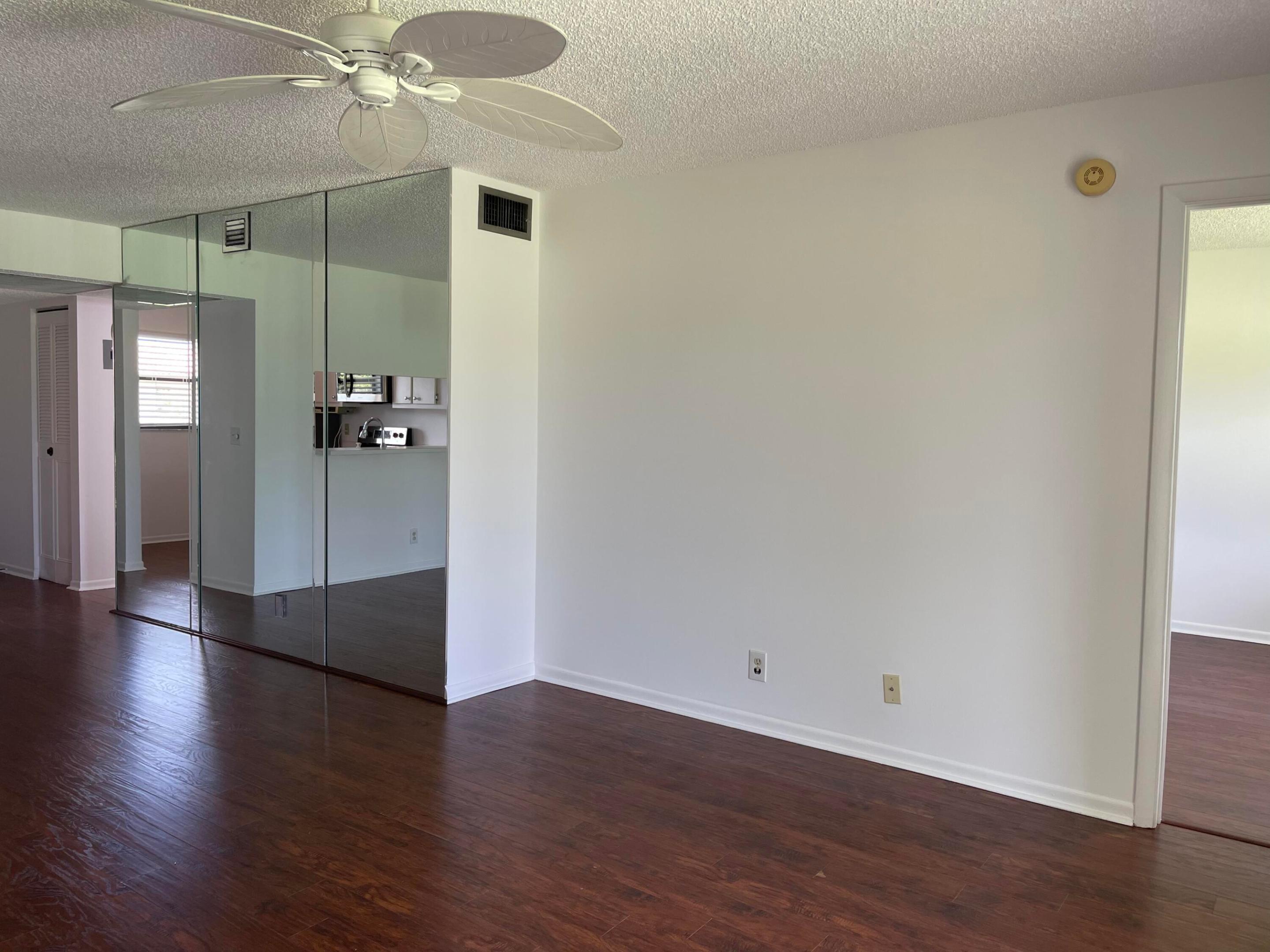 LUCERNE LAKES GOLF COLONY CONDOS - Residential Lease