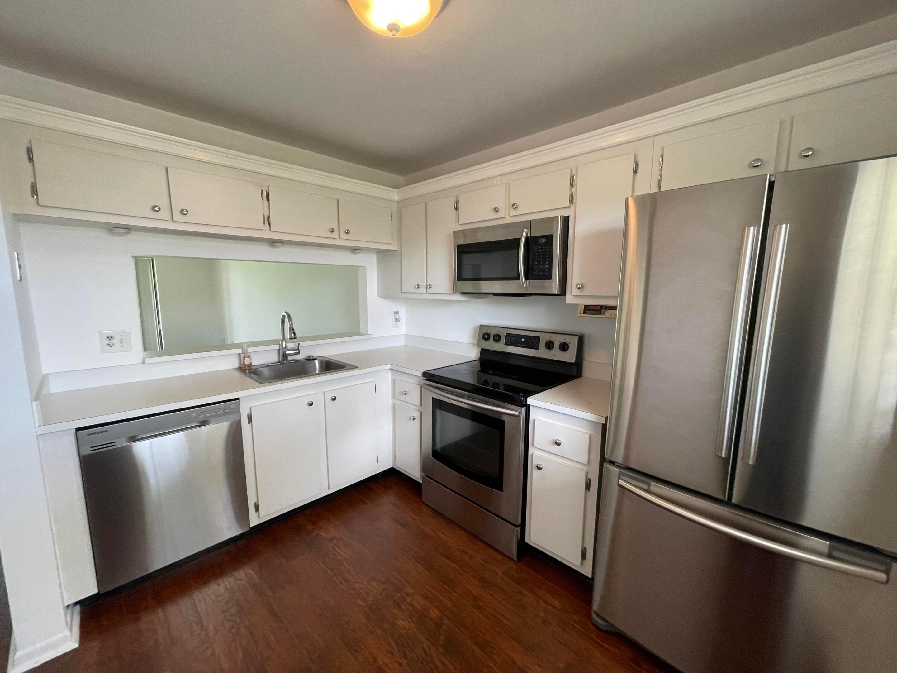 LUCERNE LAKES GOLF COLONY CONDOS - Residential Lease